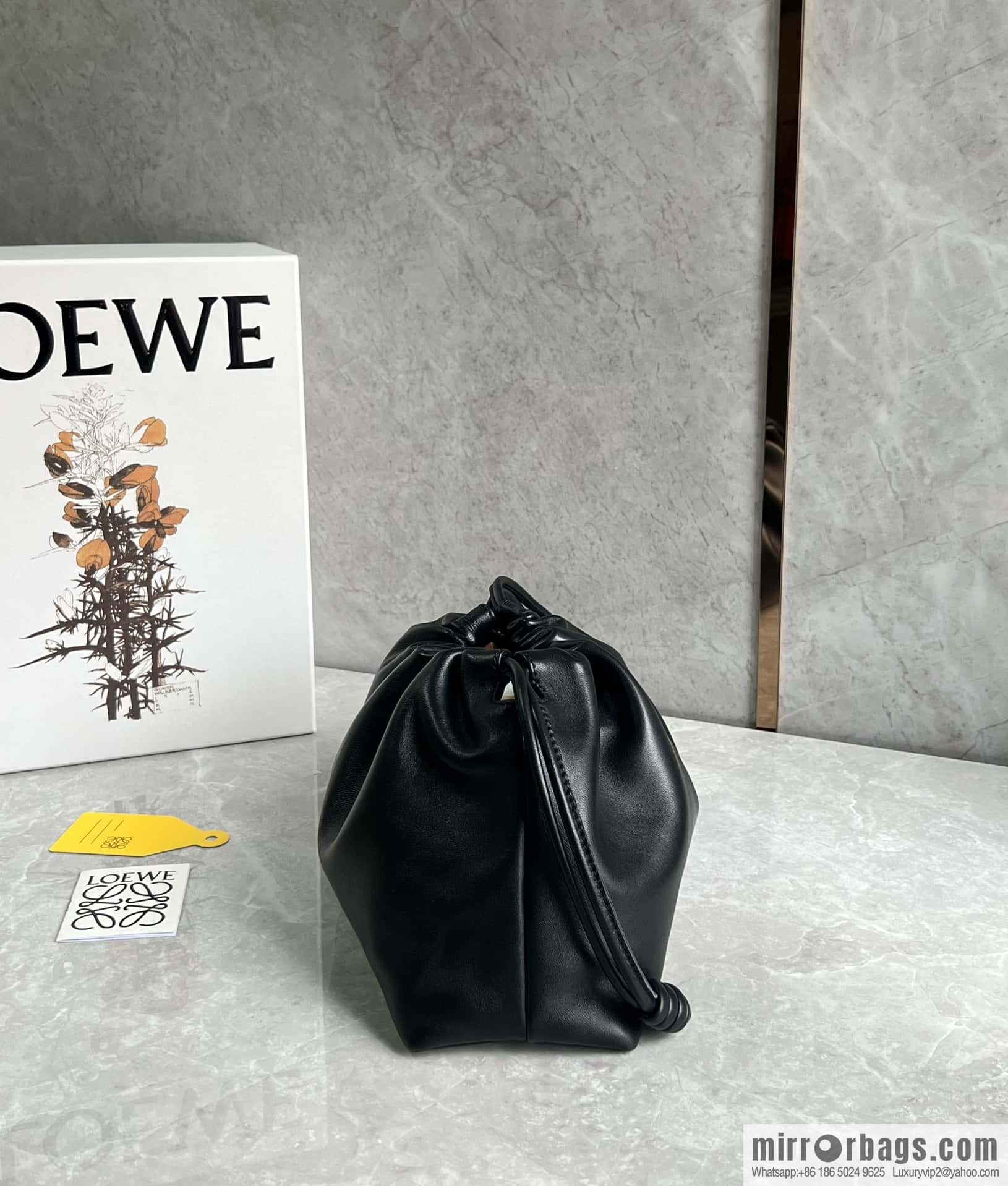 LOEWE Flamenco Purse 0803 black 30cm