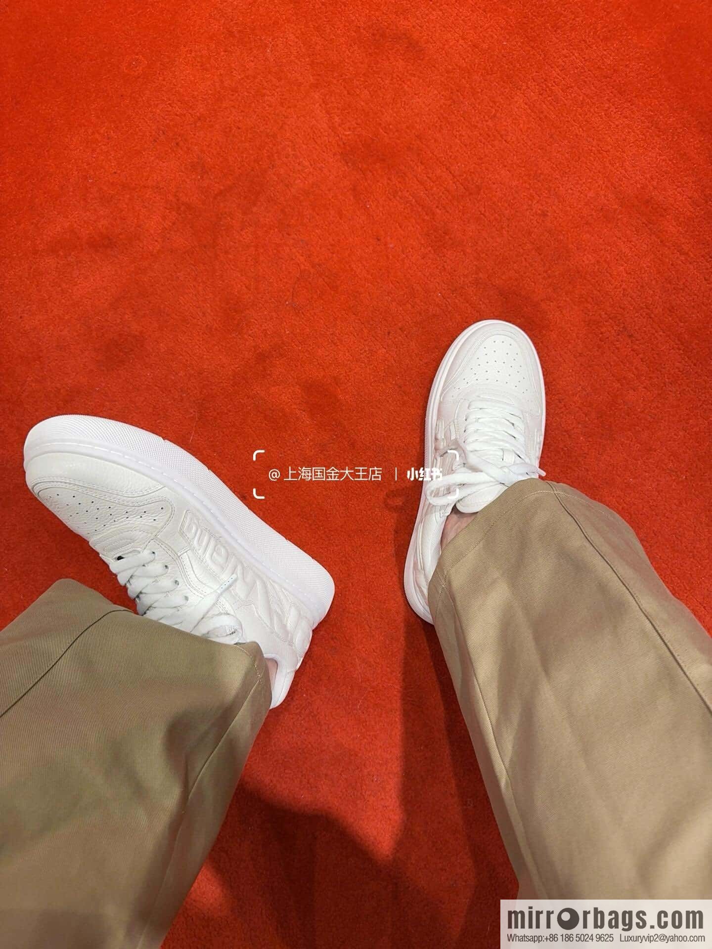 𝐀𝐥𝐞𝐱𝐚𝐧𝐝𝐞𝐫 𝐖𝐚𝐧𝐠 || King embossed thick-soled casual white shoes