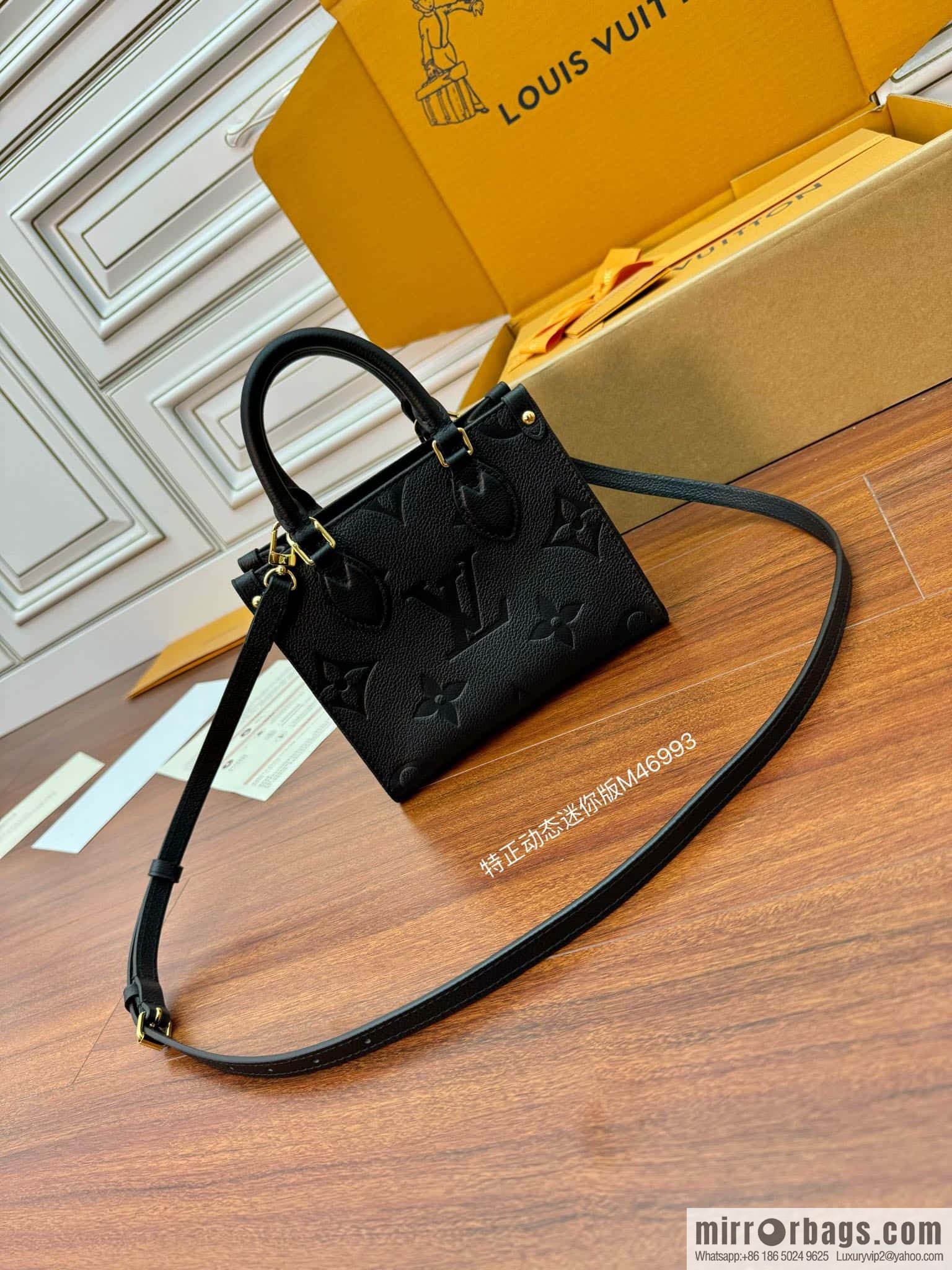 LV M46993 ONTHEGO BB handbag