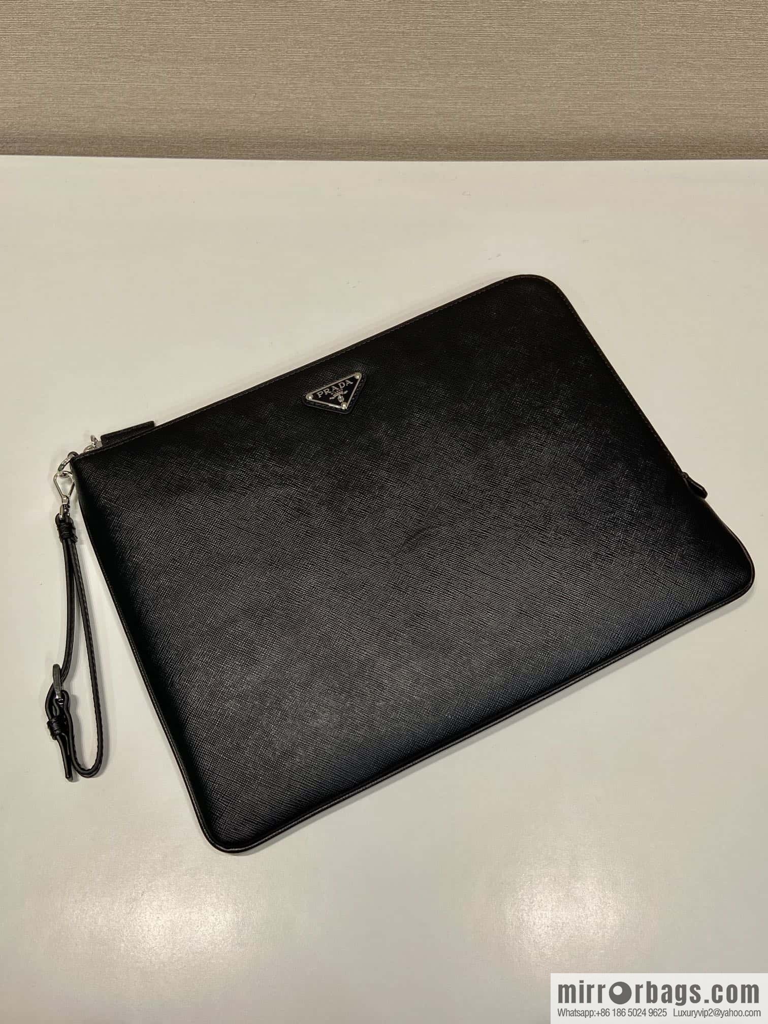 PRADA 🎉 new handbag 🎉 2NH023 large