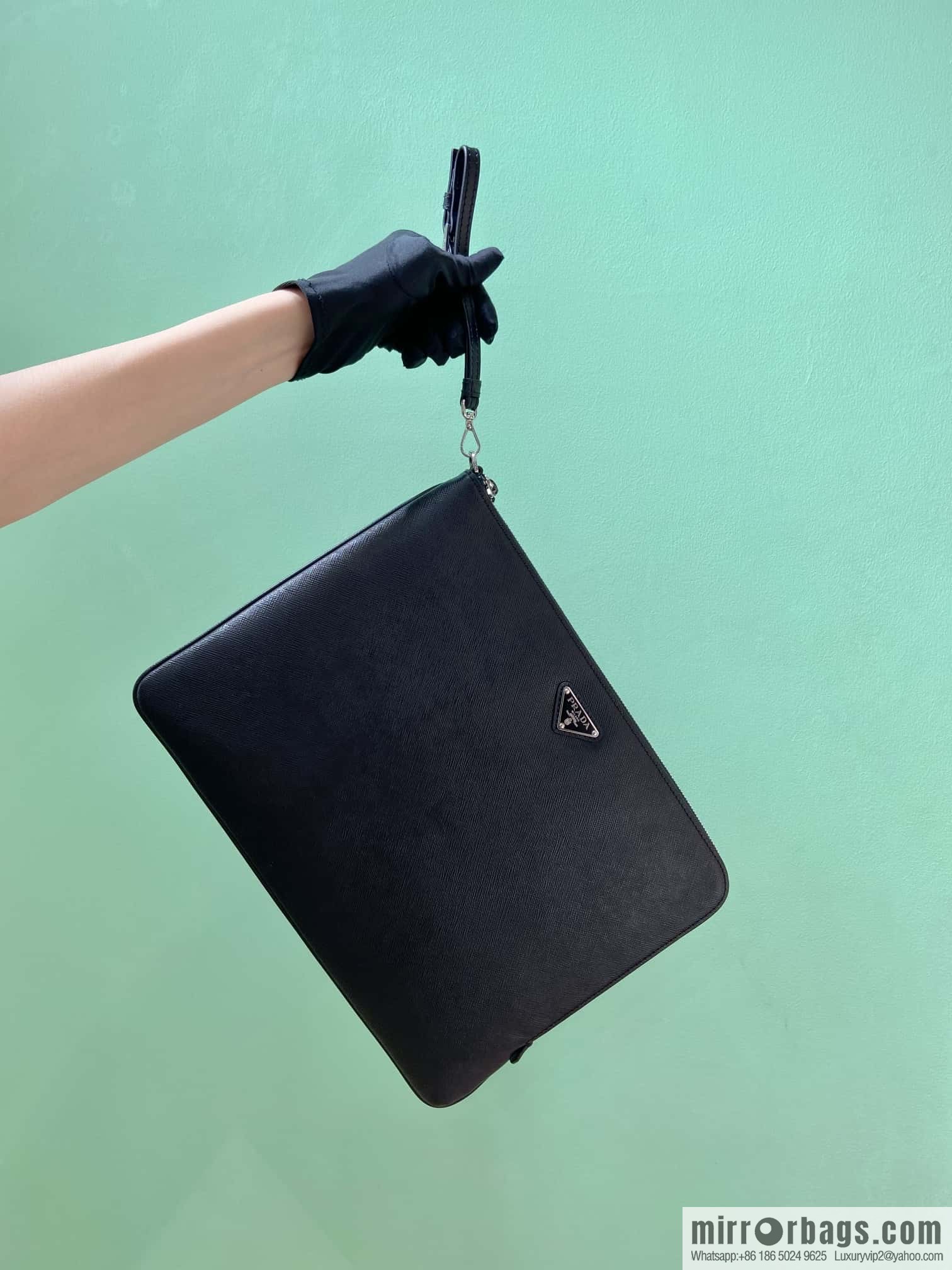 PRADA 🎉 new handbag 🎉 2NH023 large