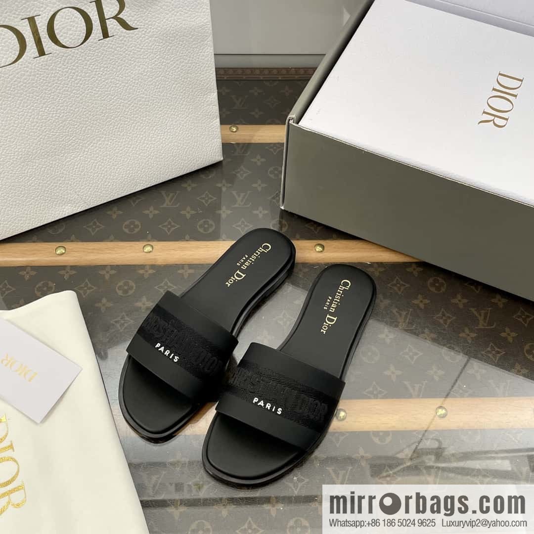 DIOR spring and summer new leather embroidered flat-bottomed slippers series