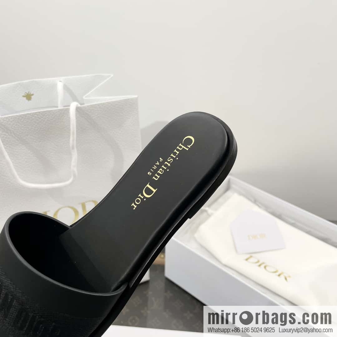 DIOR spring and summer new leather embroidered flat-bottomed slippers series