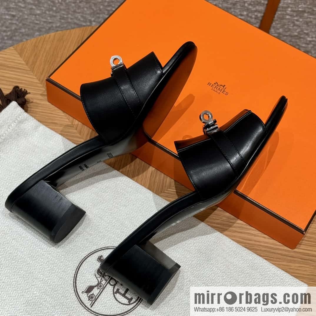 Hermes Kelly Button Slippers