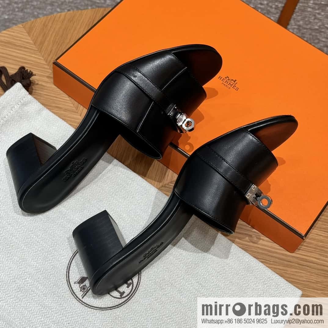 Hermes Kelly Button Slippers