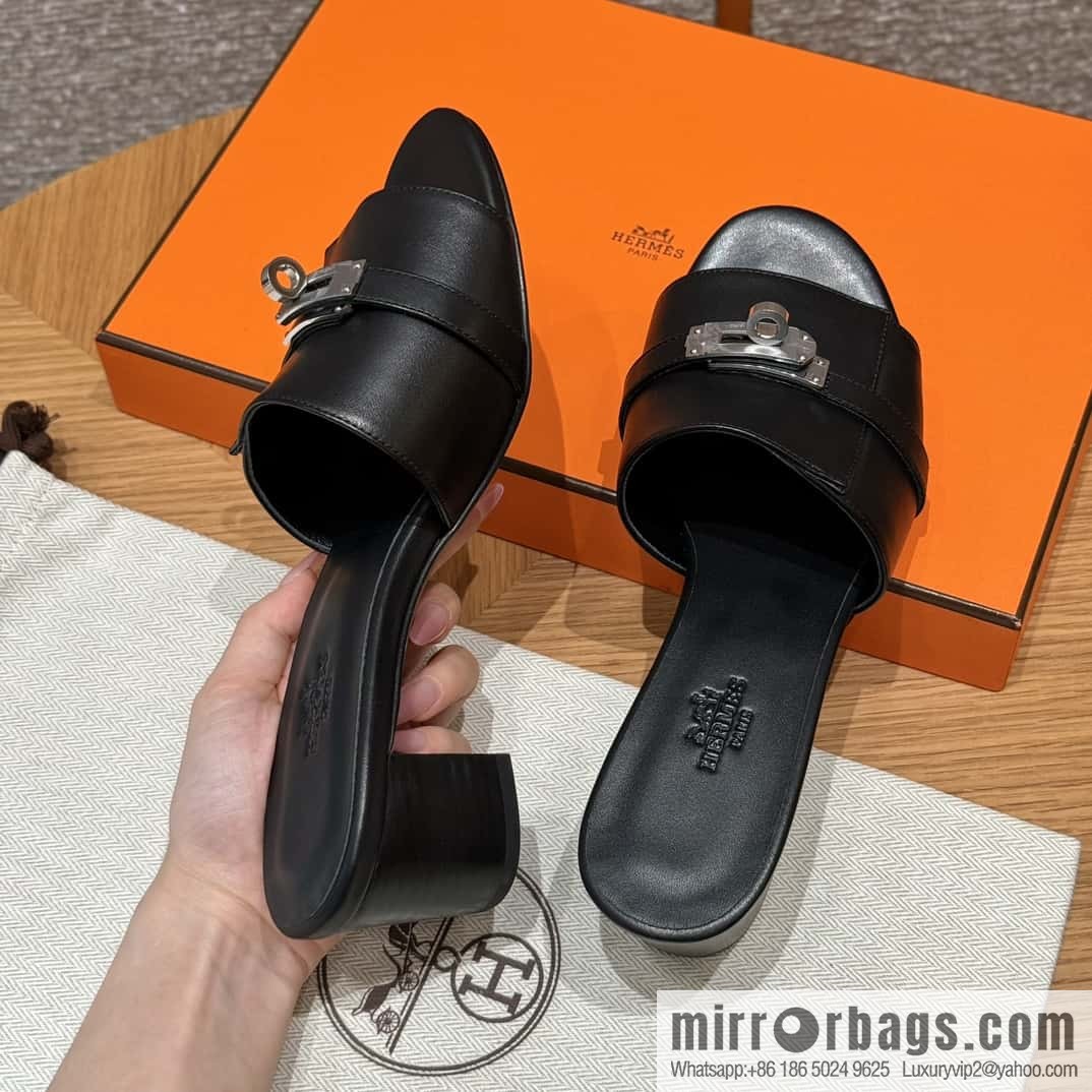 Hermes Kelly Button Slippers