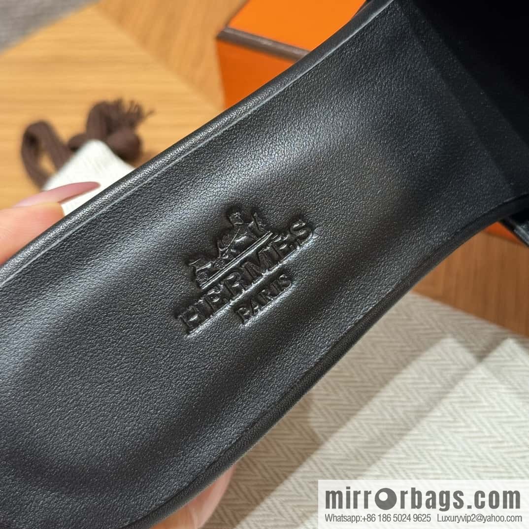 Hermes Kelly Button Slippers