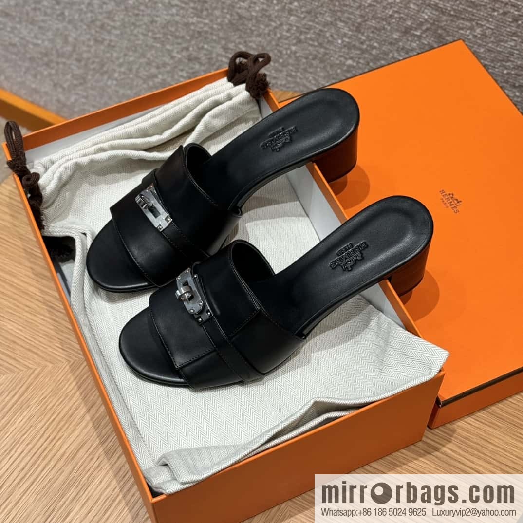Hermes Kelly Button Slippers
