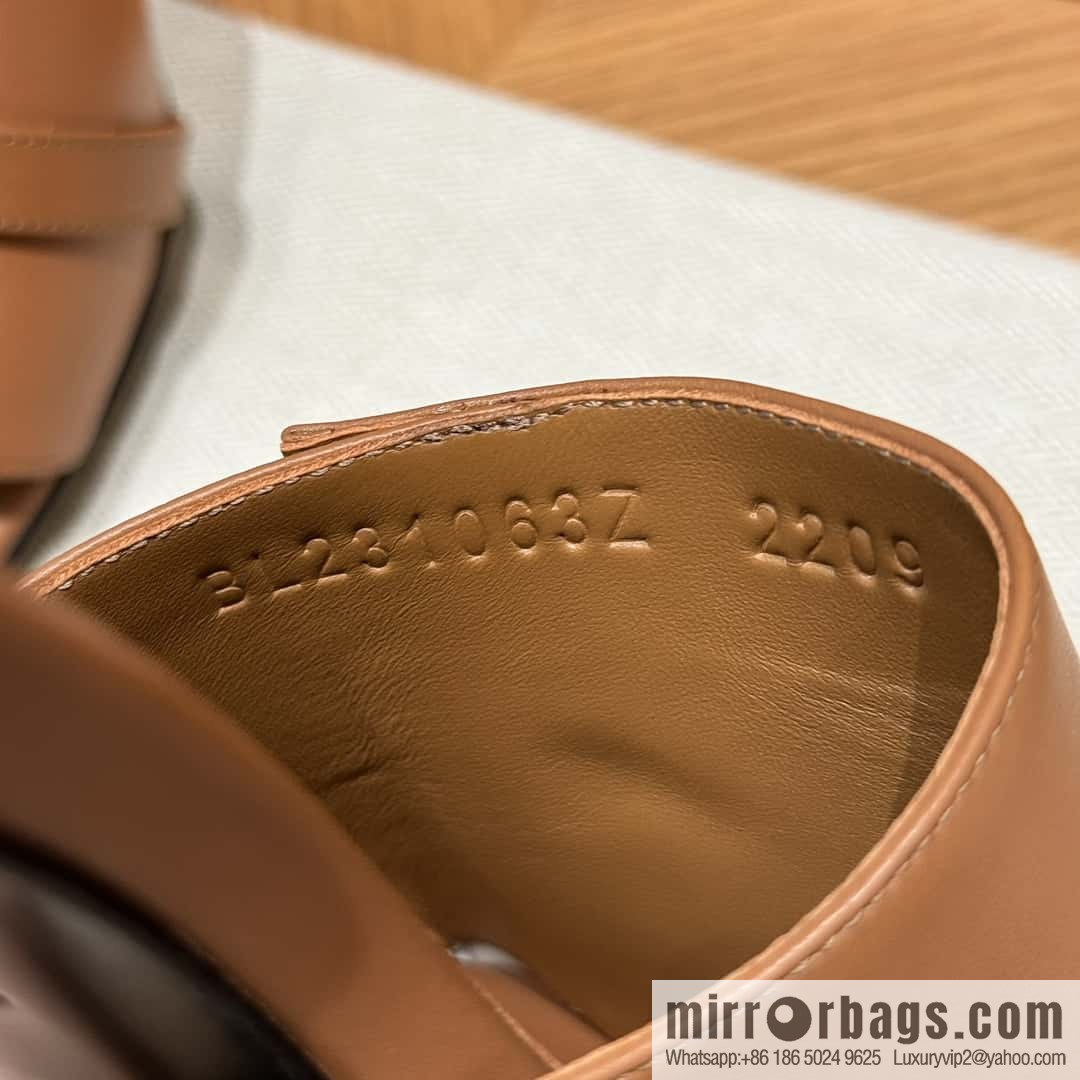 Hermes Kelly Button Slippers
