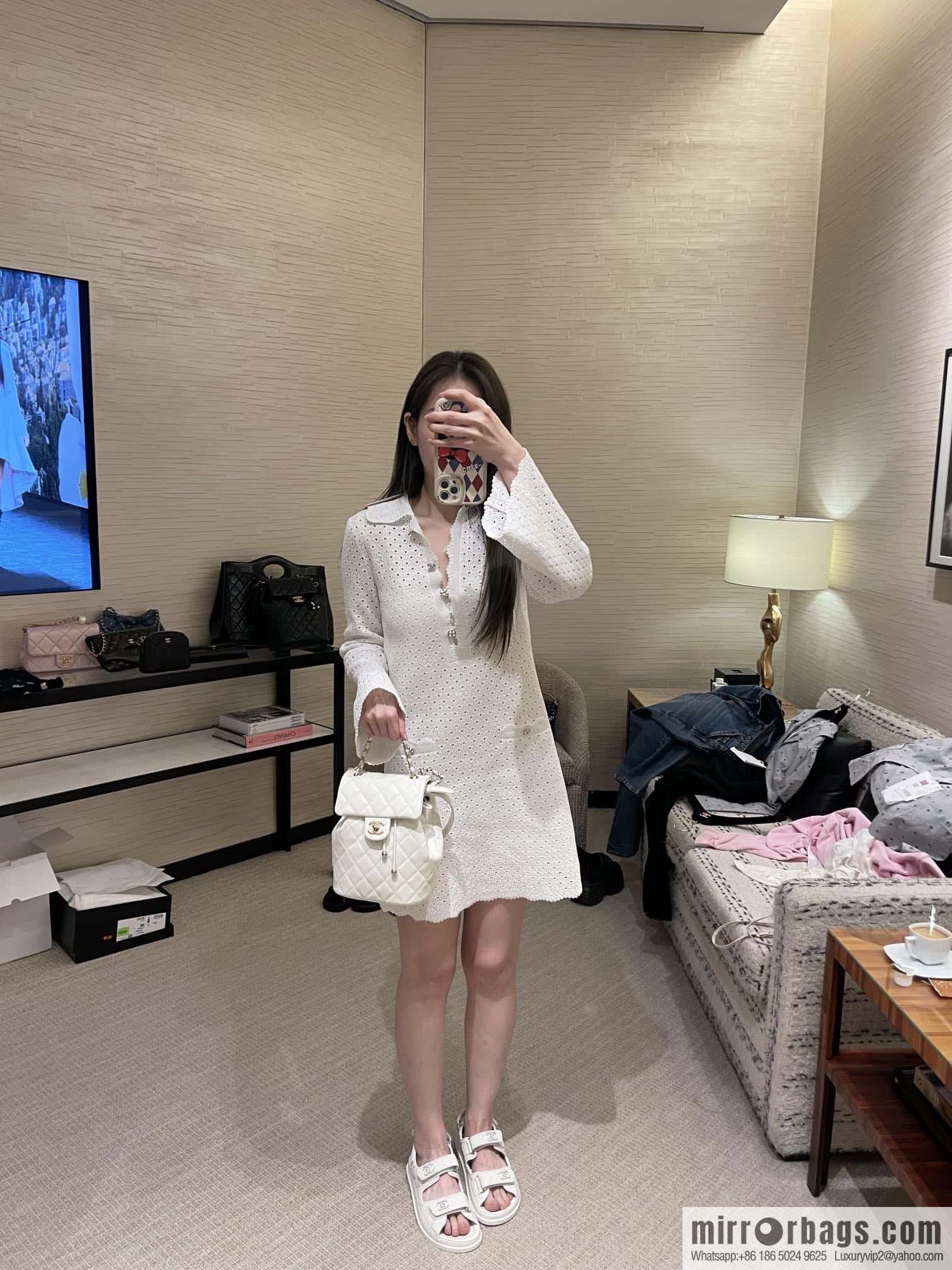 CHANEL Xiaoxiang new version, double leather buckle, high-gloss sheepskin, Velcro beach shoes