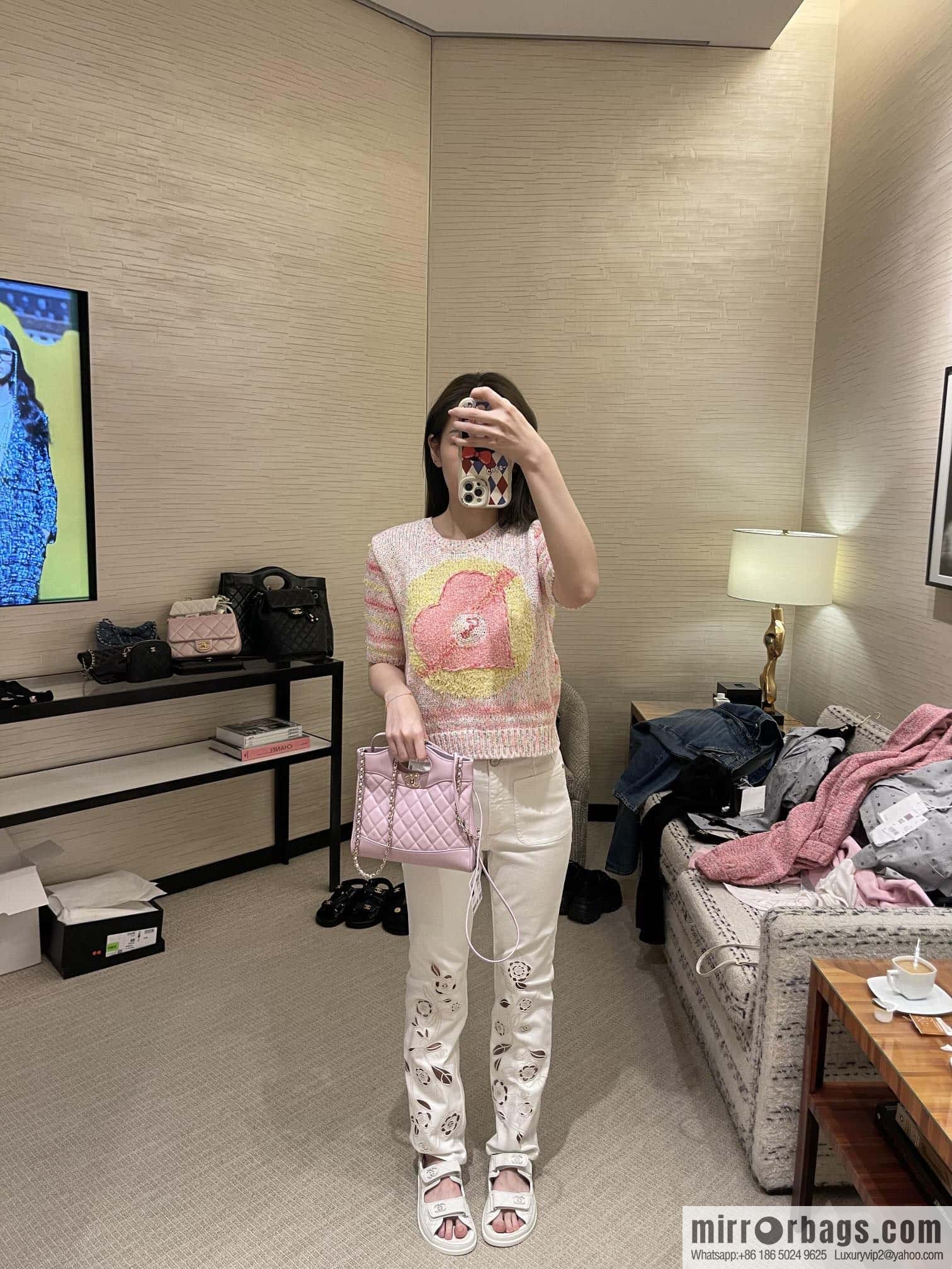 CHANEL Xiaoxiang new version, double leather buckle, high-gloss sheepskin, Velcro beach shoes