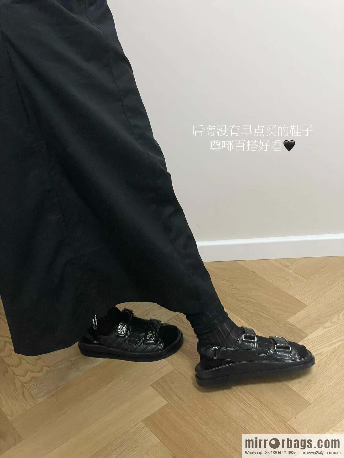 CHANEL Xiaoxiang new version, double leather buckle, high-gloss sheepskin, Velcro beach shoes