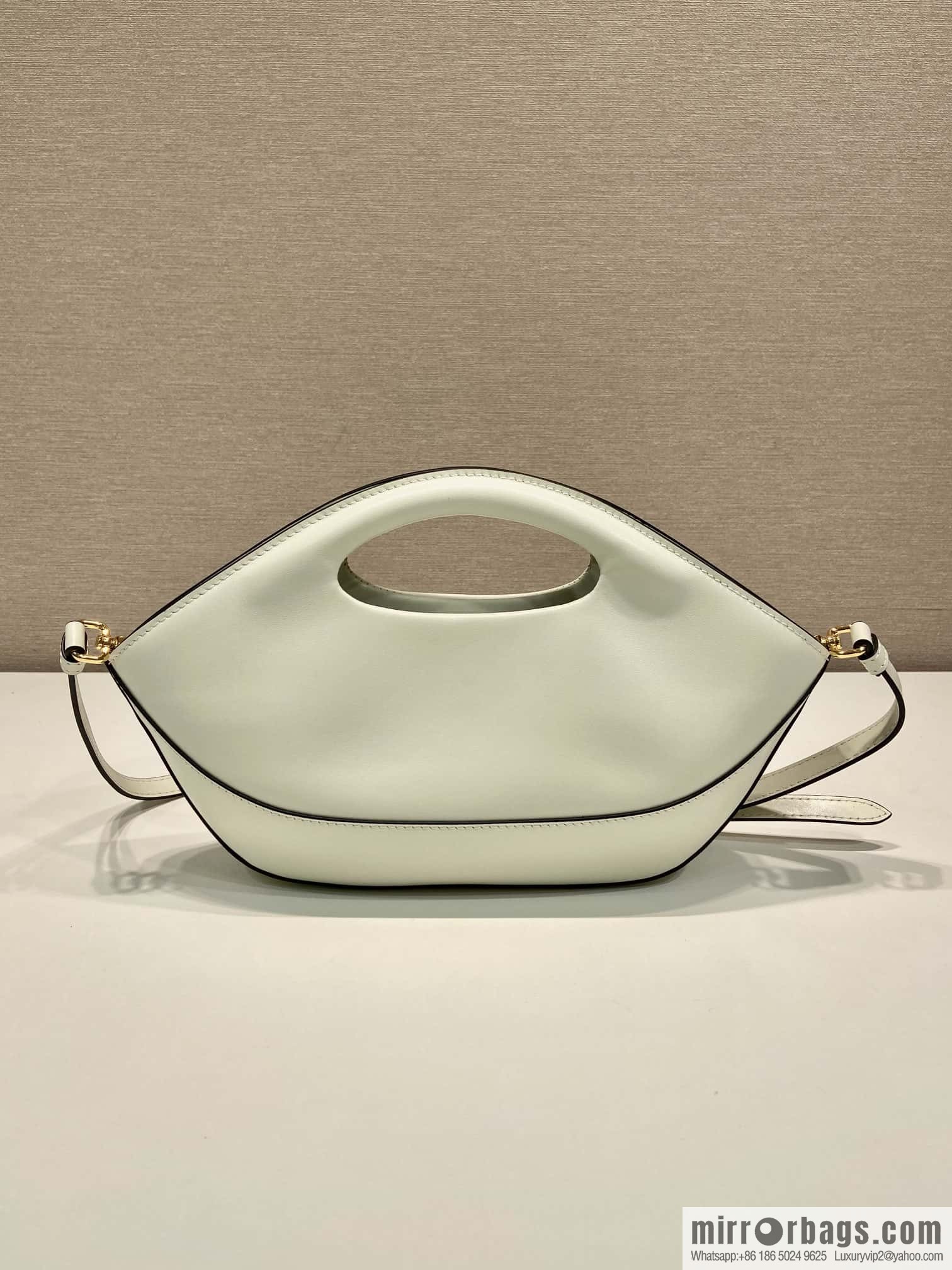 PRADA 🎉 new dumpling bag 🎉 1BA421 white