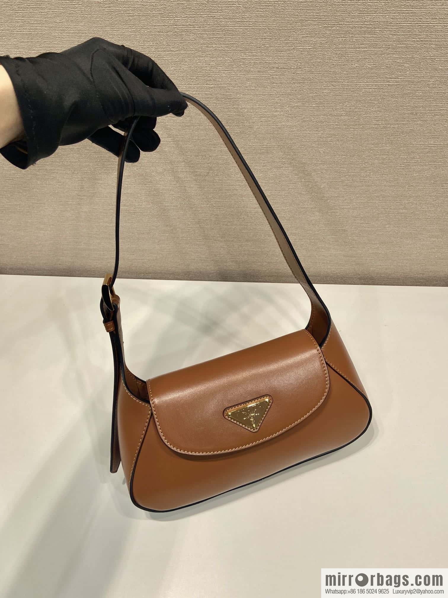 PRADA 🎉 new shoulder bag 🎉 1BD358 brown