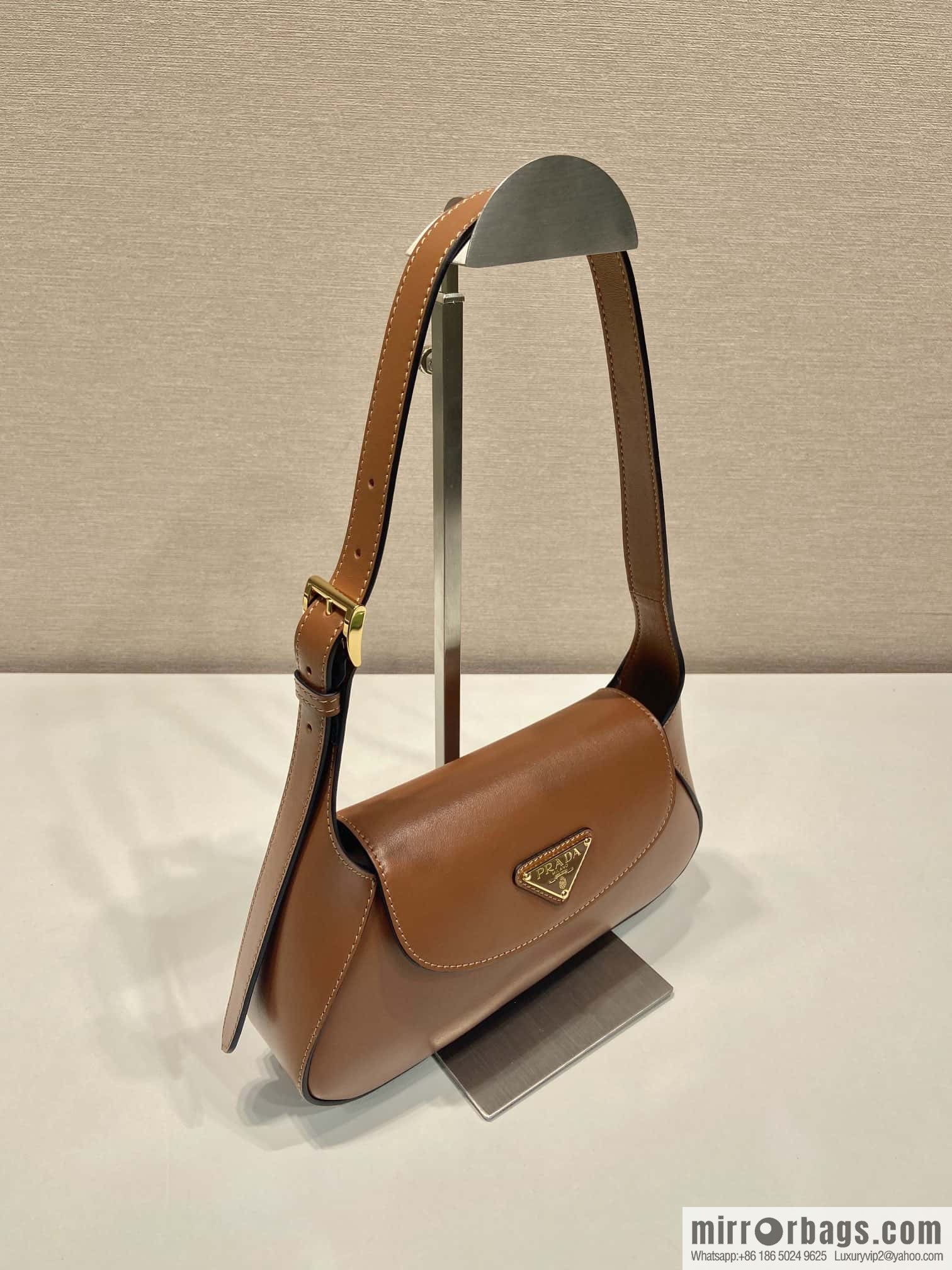 PRADA 🎉 new shoulder bag 🎉 1BD358 brown