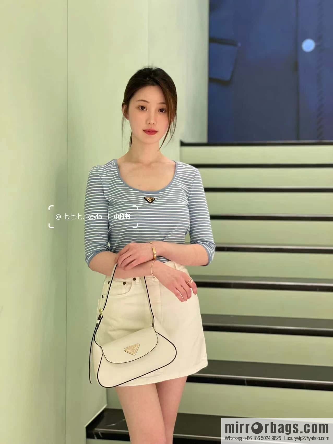 PRADA 🎉 new shoulder bag 🎉 1BD358 white
