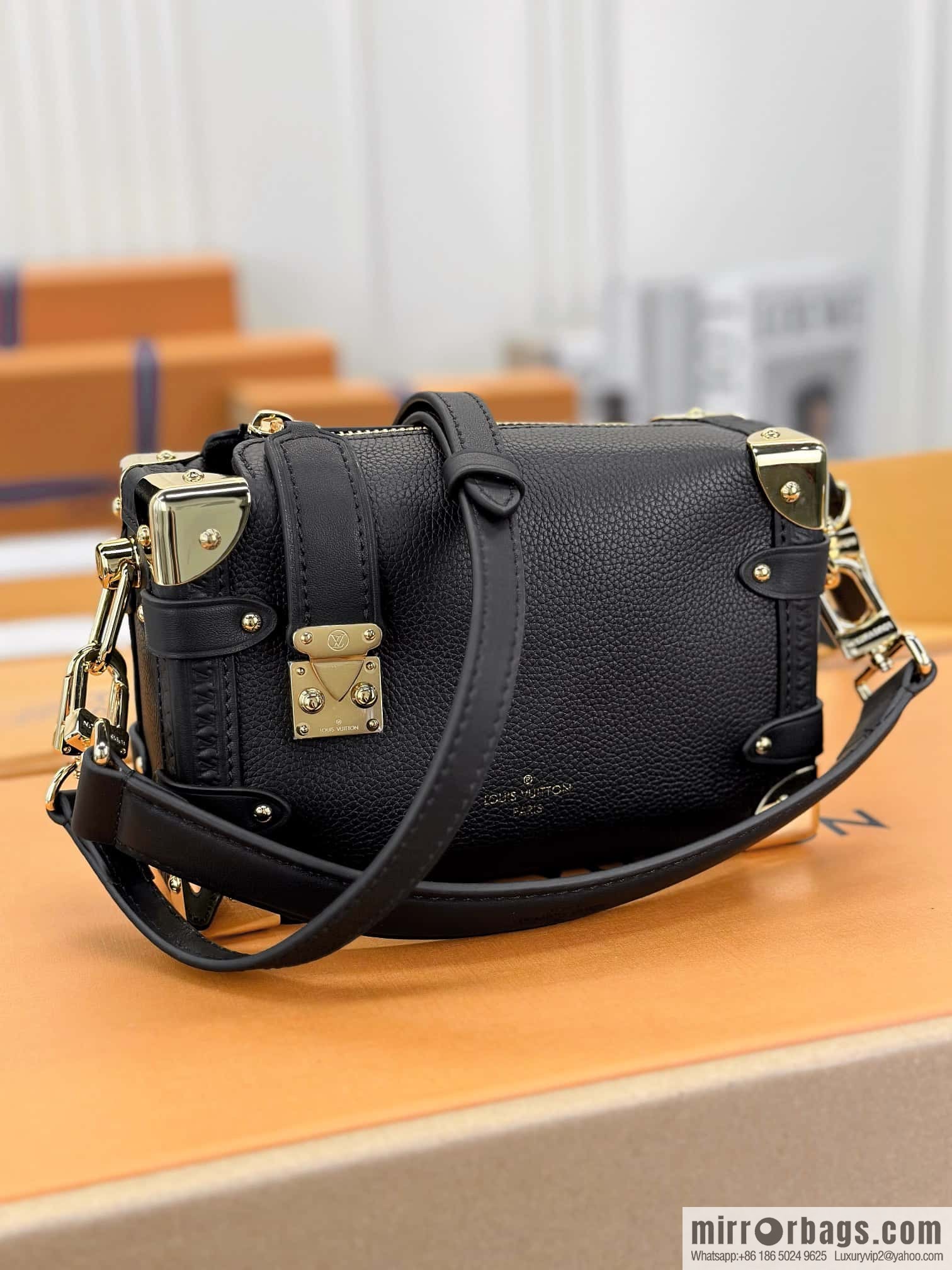 LV M23817 SIDE TRUNK small handbag