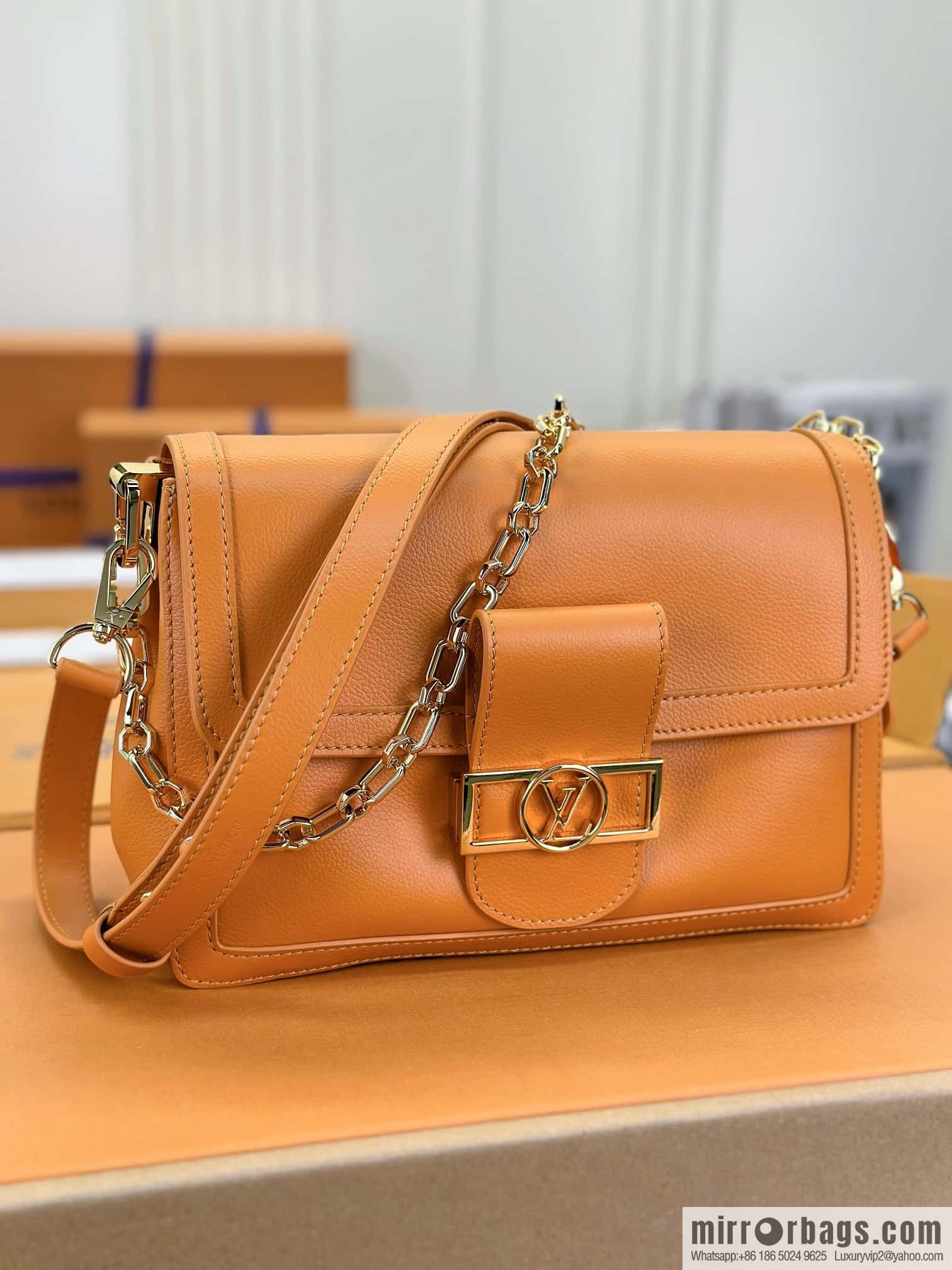 LV M25048 DAUPHINE SOFT medium handbag