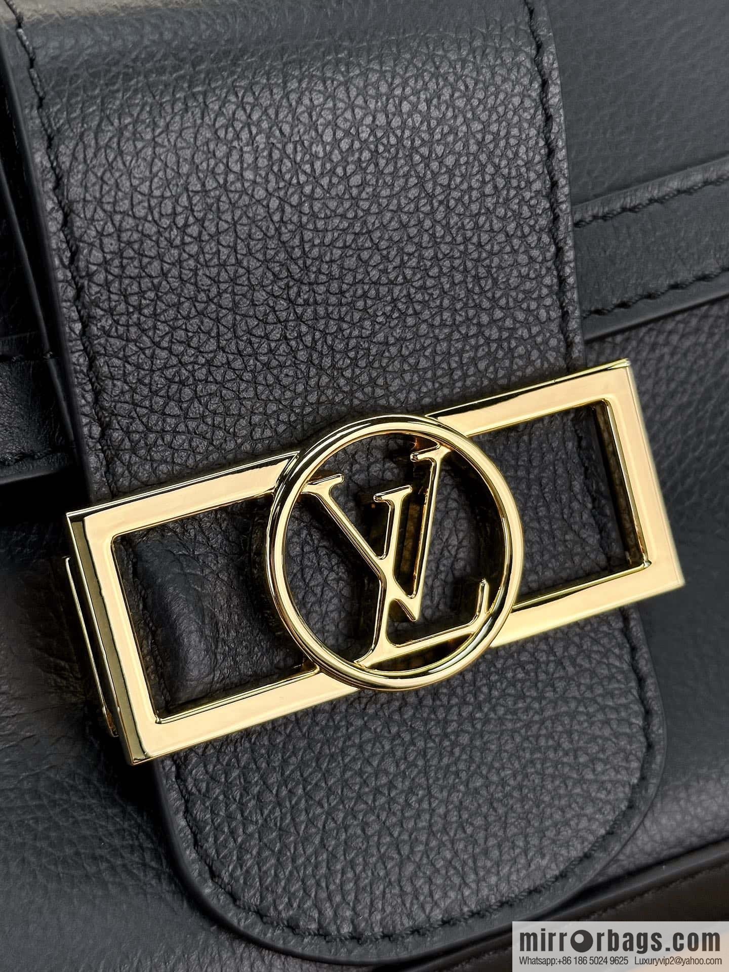 LV M25209 DAUPHINE SOFT M handbag