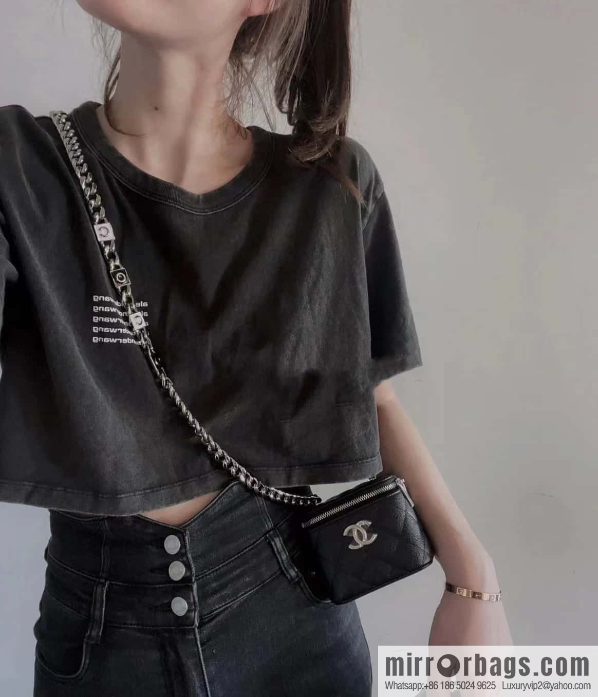 CHANEL 2022cc spring and summer series, enamel buckle lychee leather mouth red envelope AP2718