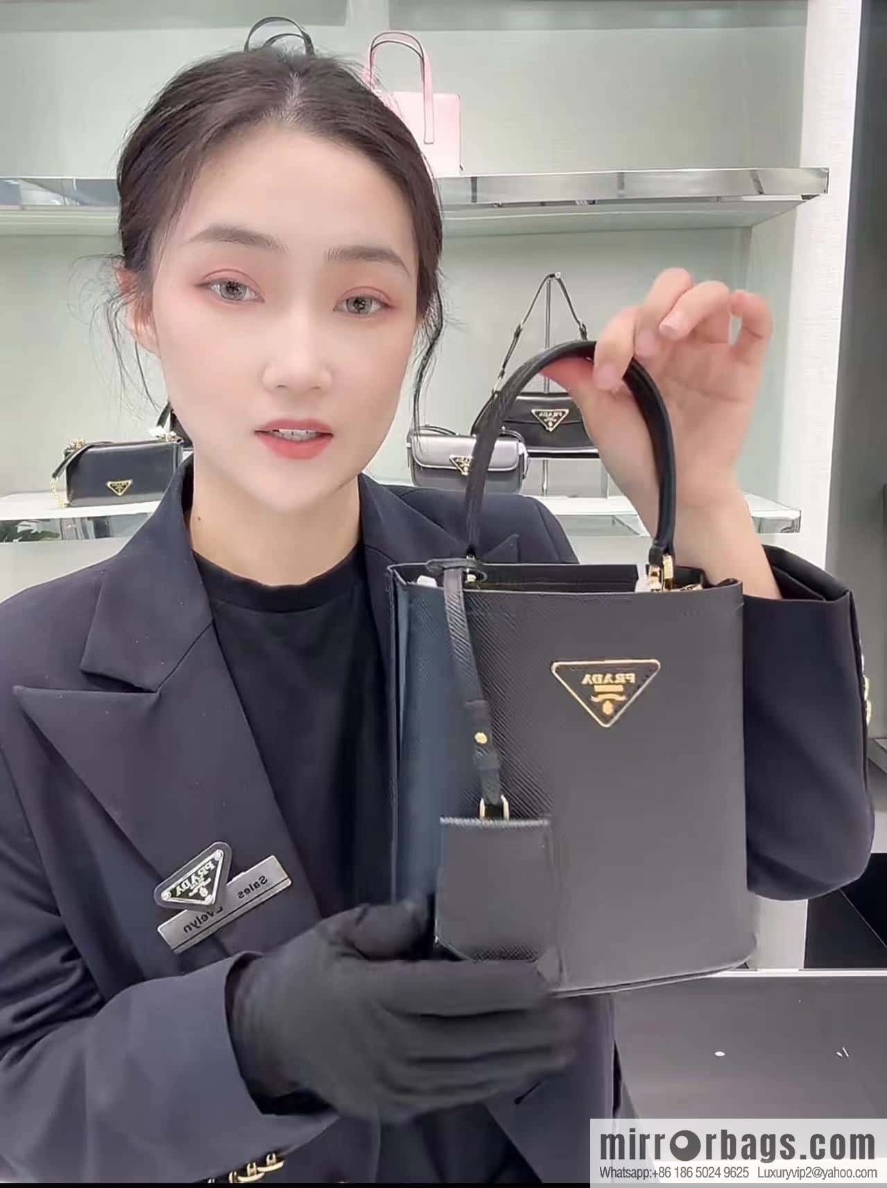 PRADA 🔆 exclusive debut 🔆 1BA217 mini new color