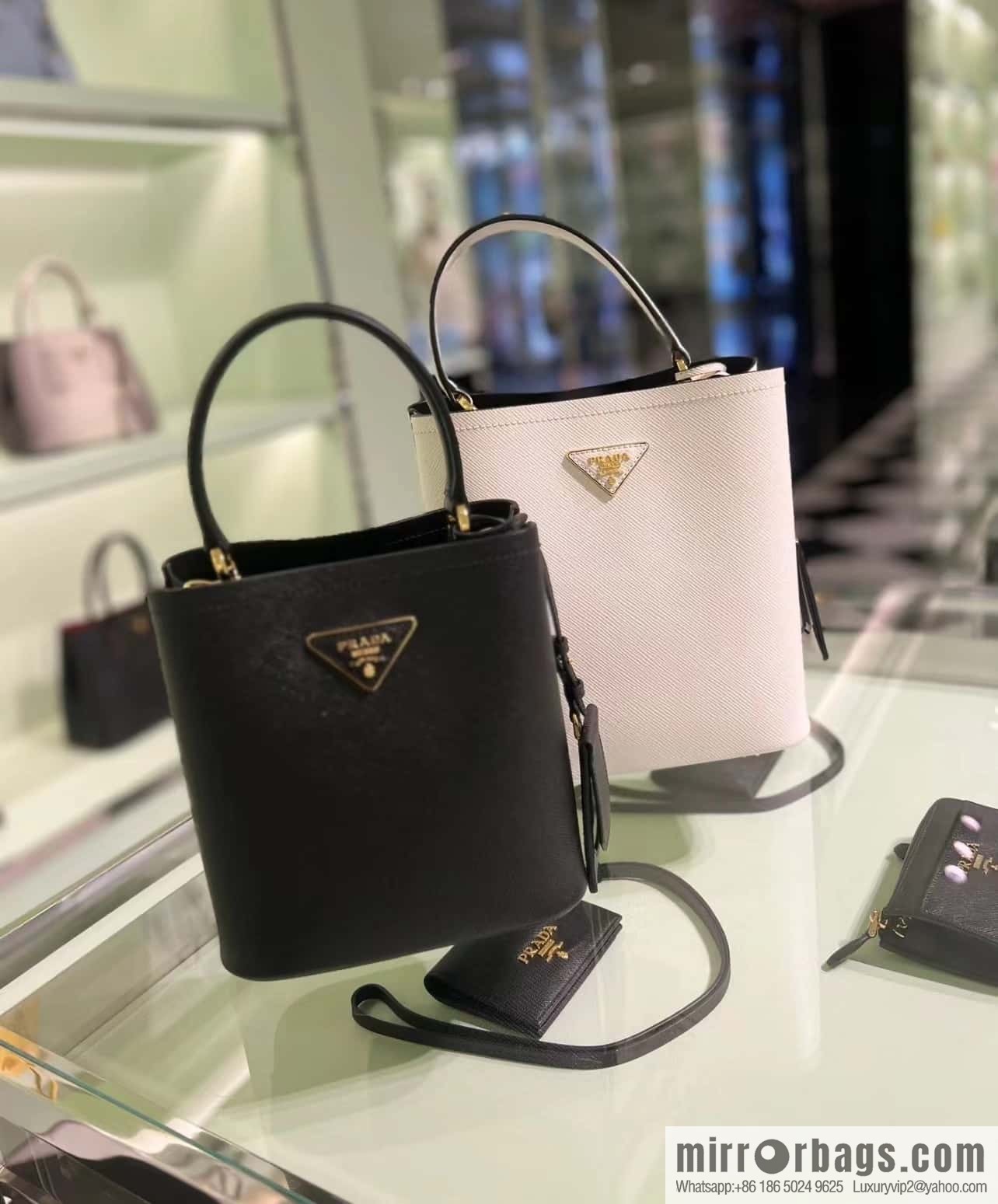 PRADA 🔆 exclusive debut 🔆 1BA217 mini new color