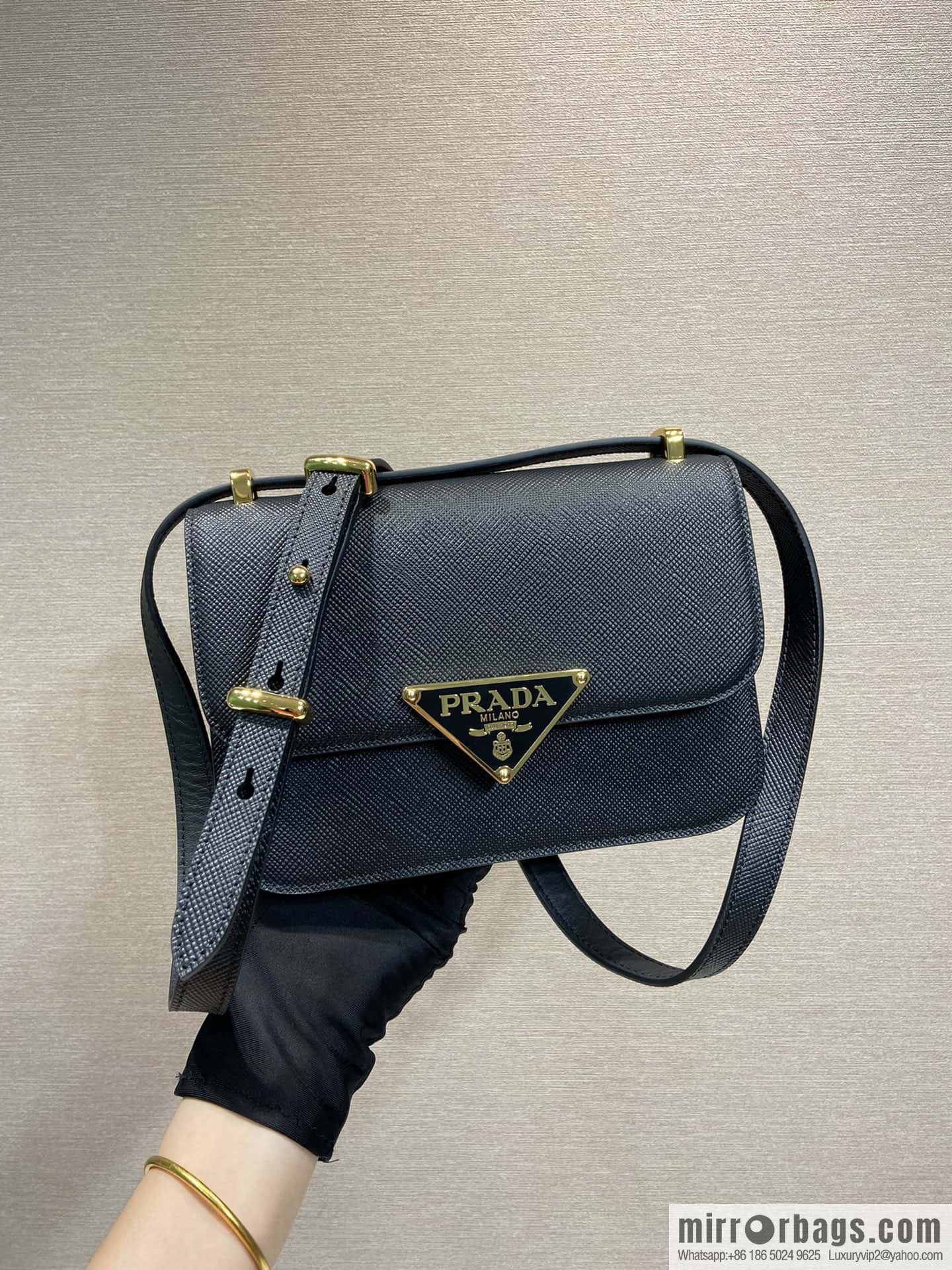 PRADA 🎉 new triangle diamond stewardess bag 🎉 1BD320 upgrade board