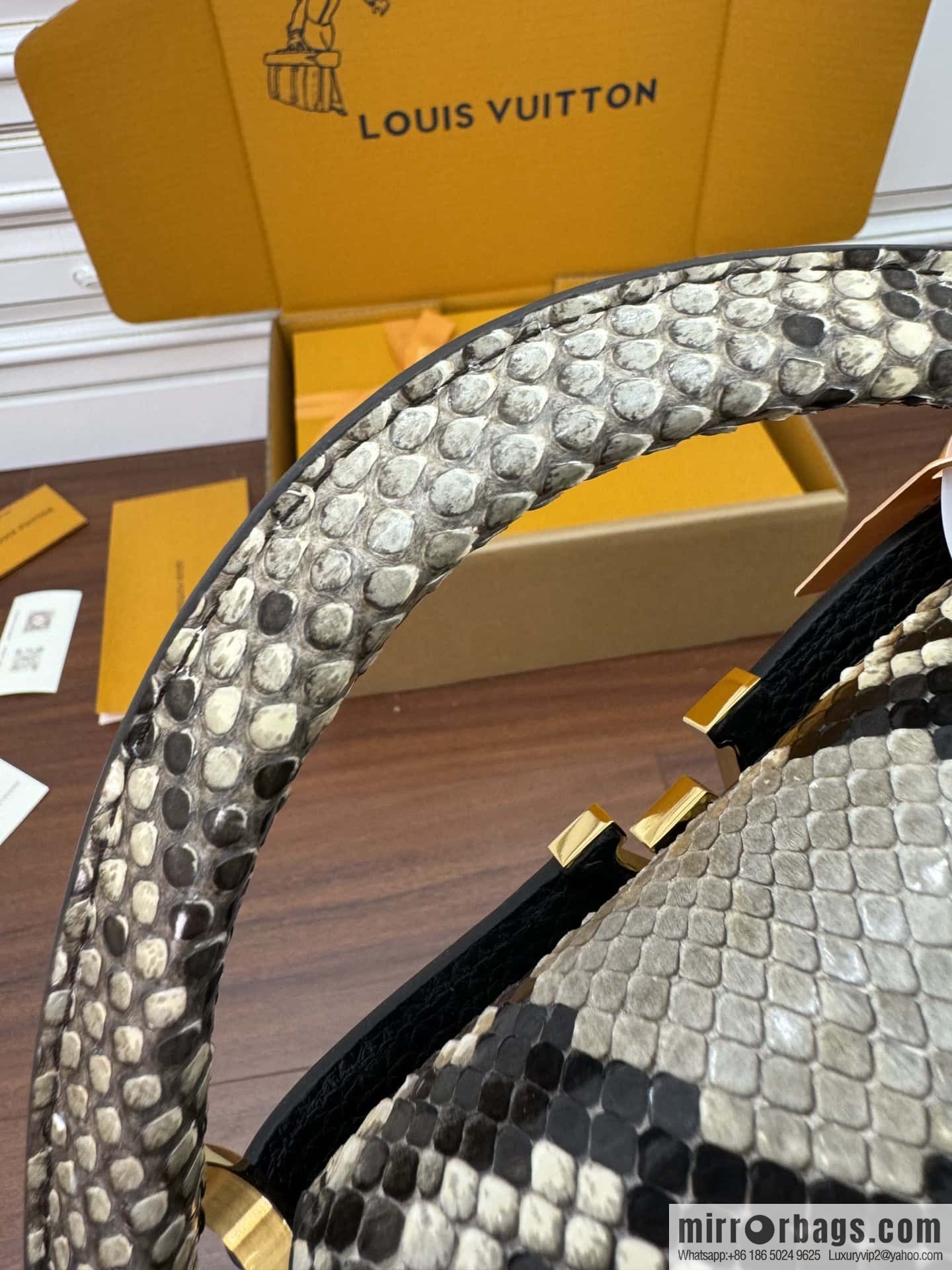 LV N95509 CAPUCINES mini handbag