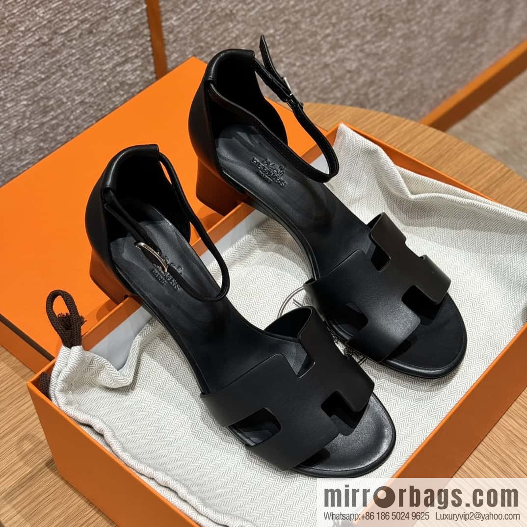 Hermès 189 strap-on sandals/Encens 50