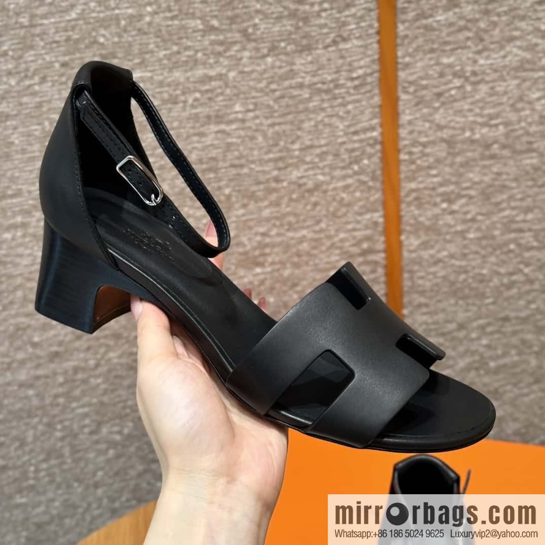 Hermès 189 strap-on sandals/Encens 50