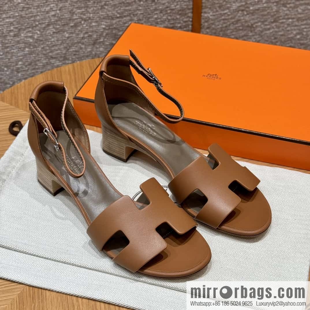 Hermès 189 strap-on sandals/Encens 50