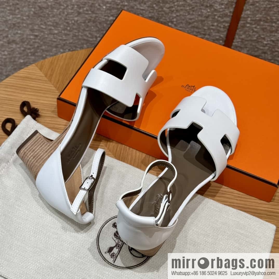 Hermès 189 strap-on sandals/Encens 50 white/01Blanc
