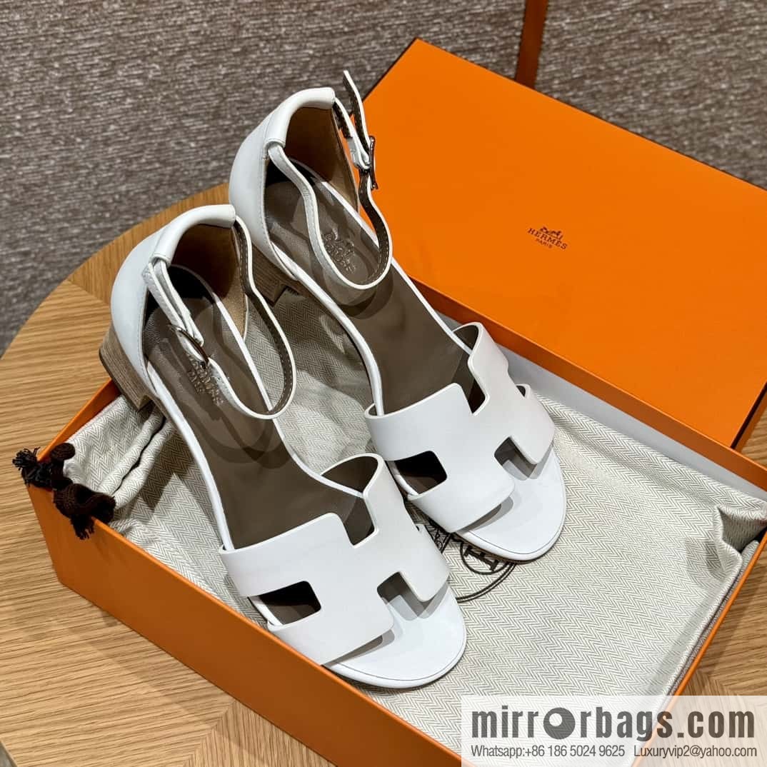 Hermès 189 strap-on sandals/Encens 50 white/01Blanc