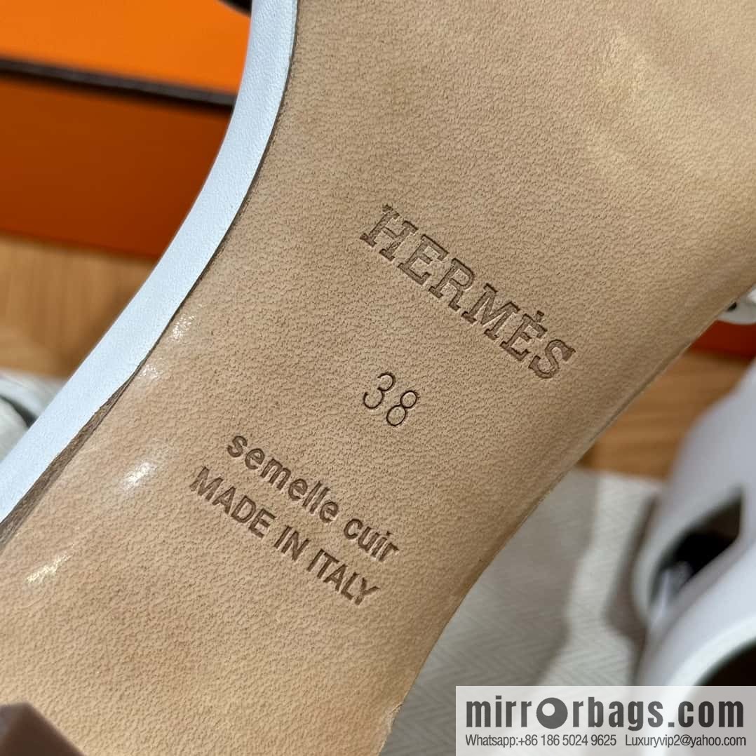 Hermès 189 strap-on sandals/Encens 50 white/01Blanc