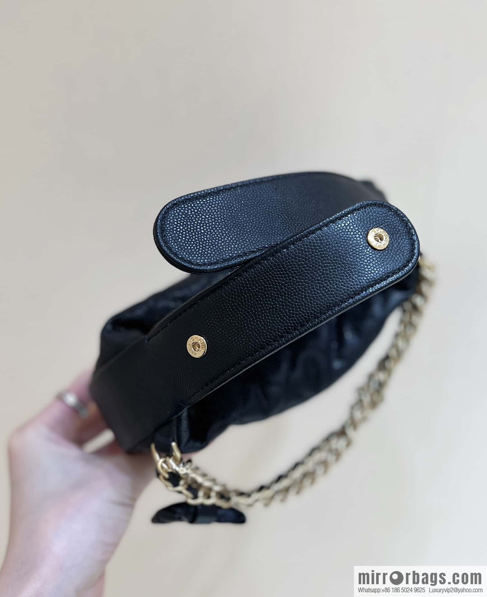CHANEL 24S spring and summer series, super hot hula hoop AP3943