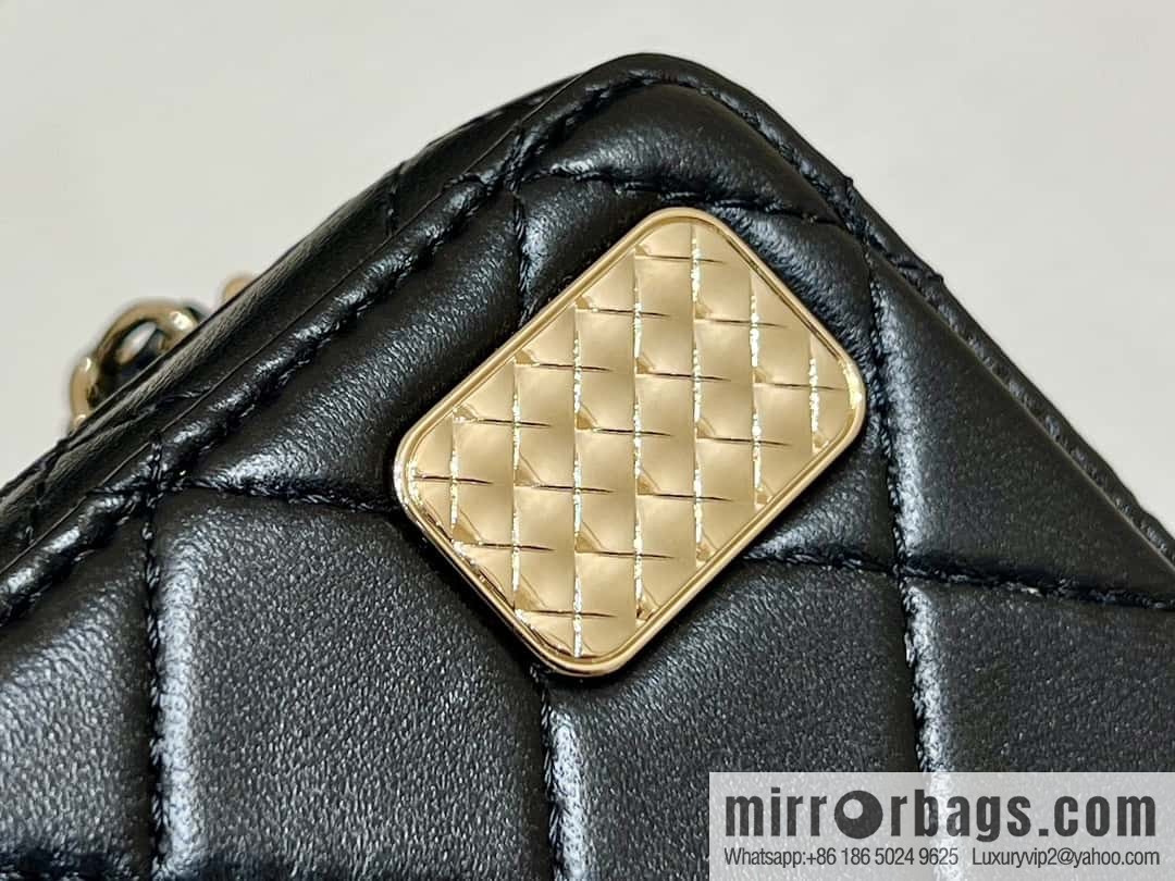 CHANEL 24S Spring and Summer Collection, AS4817 exclusive to global limited edition collectors