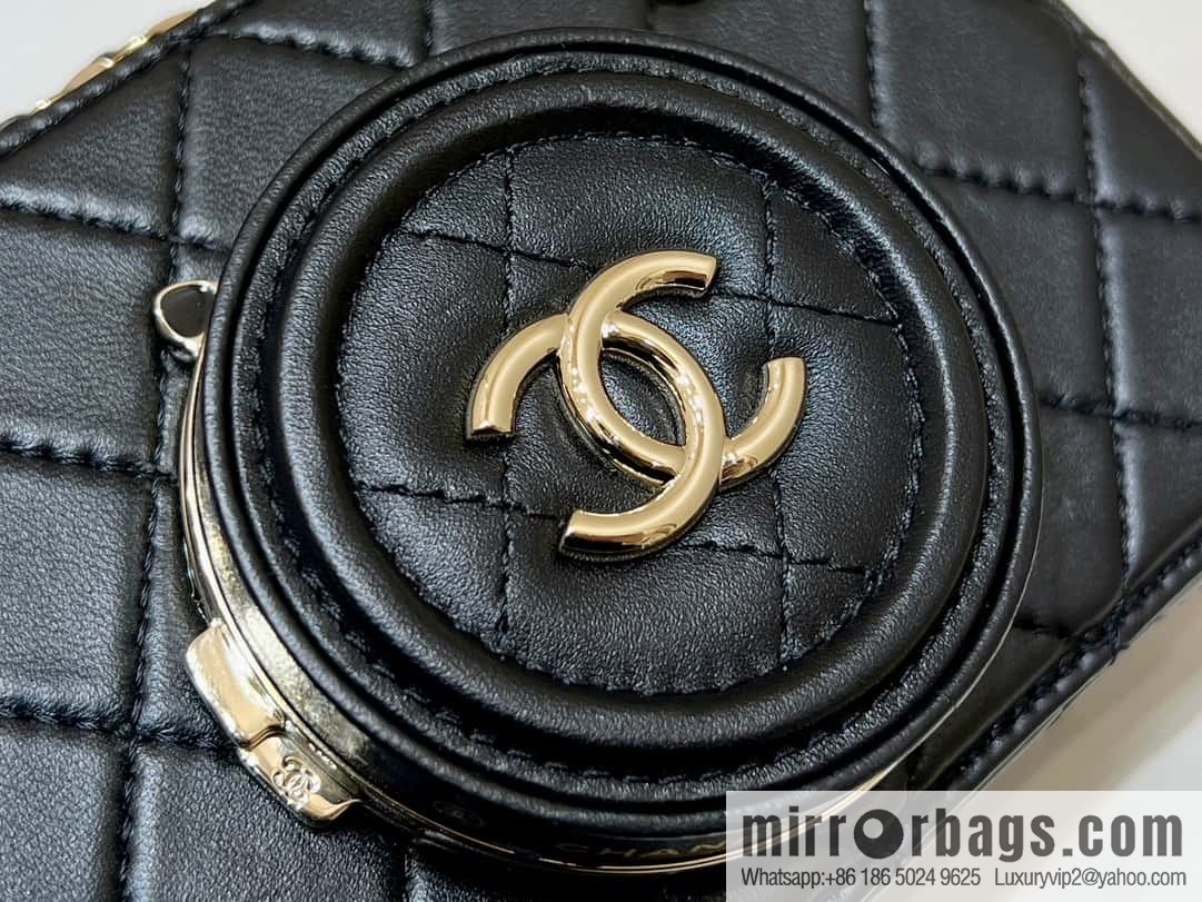 CHANEL 24S Spring and Summer Collection, AS4817 exclusive to global limited edition collectors