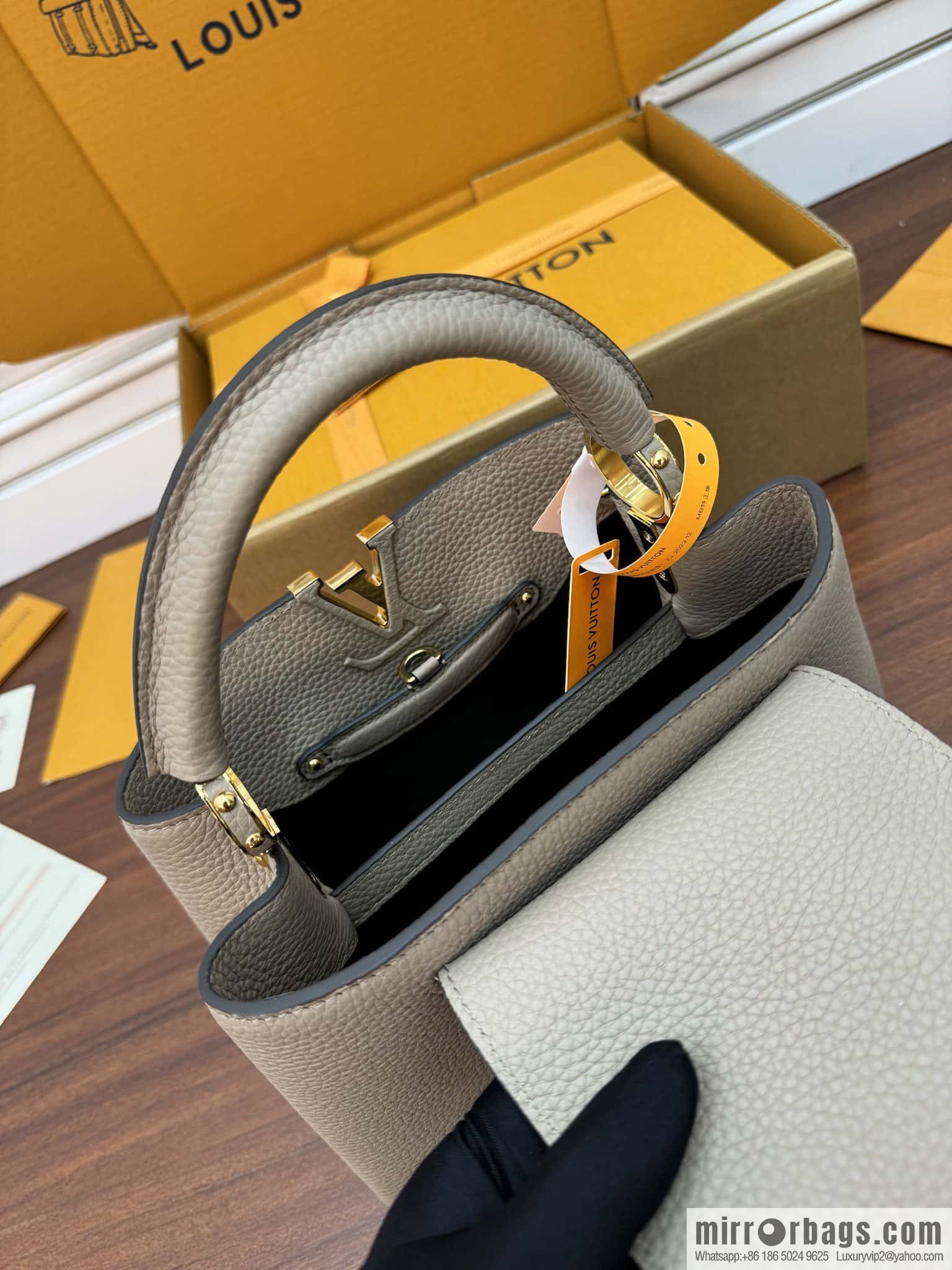 LV M94634 Capucines BB Handbag