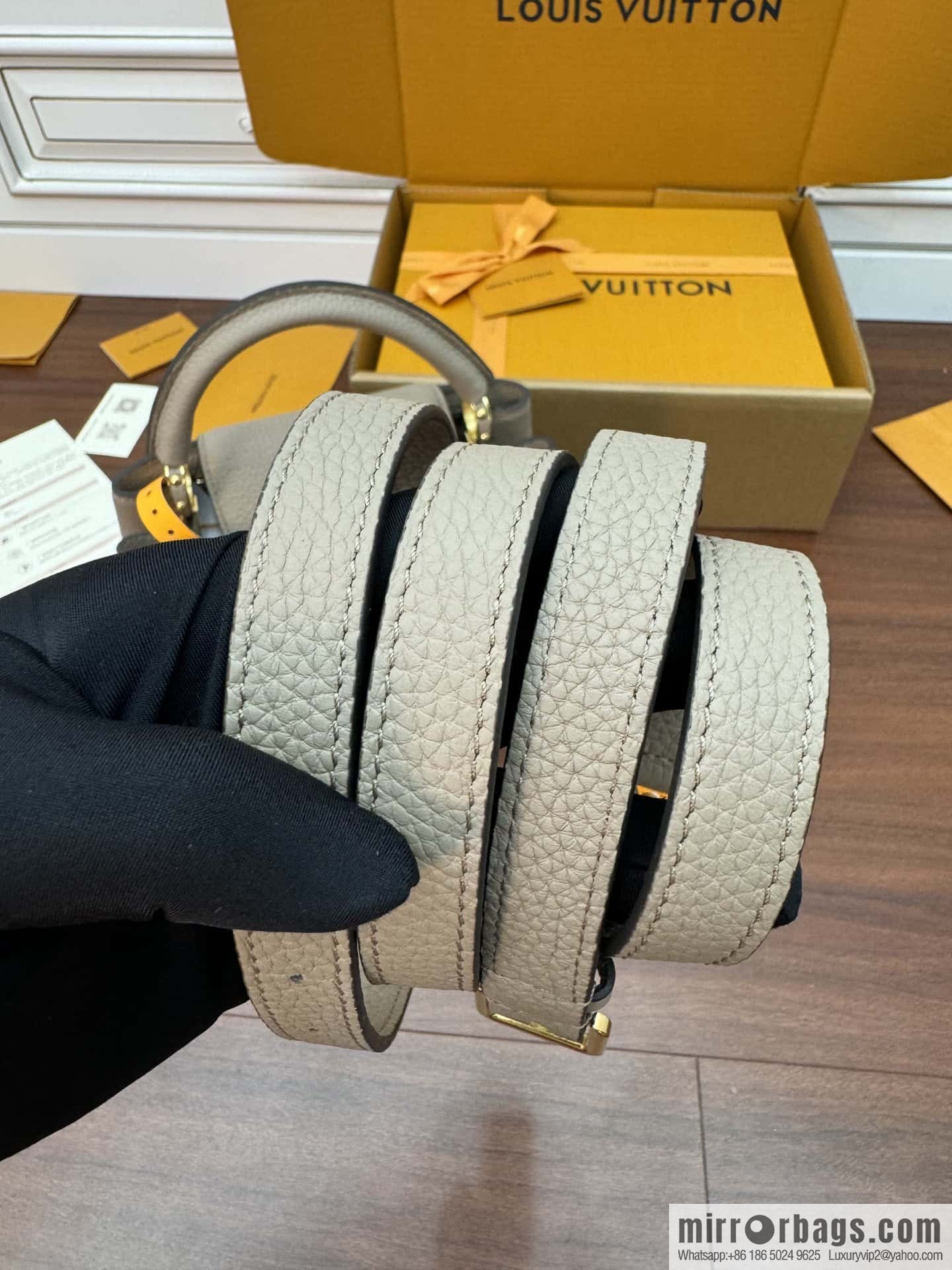 LV M94634 Capucines BB Handbag