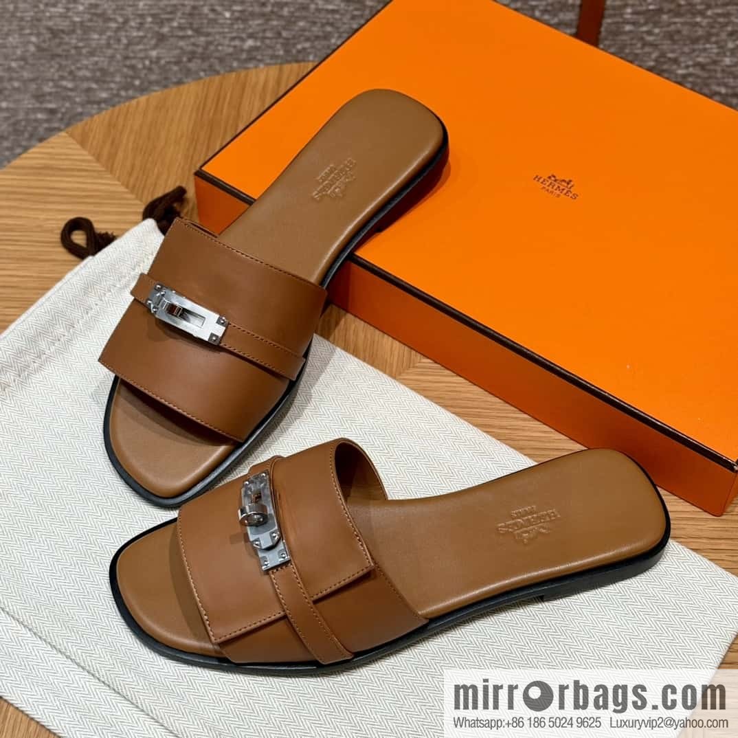 Hermès 183Kelly tow sandals Gigi50 gold brown/ck37/gold