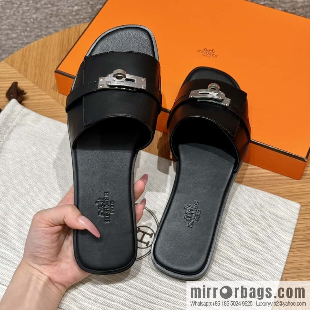 Hermès 183Kelly tow sandals Gigi50 black/CK89/Noir