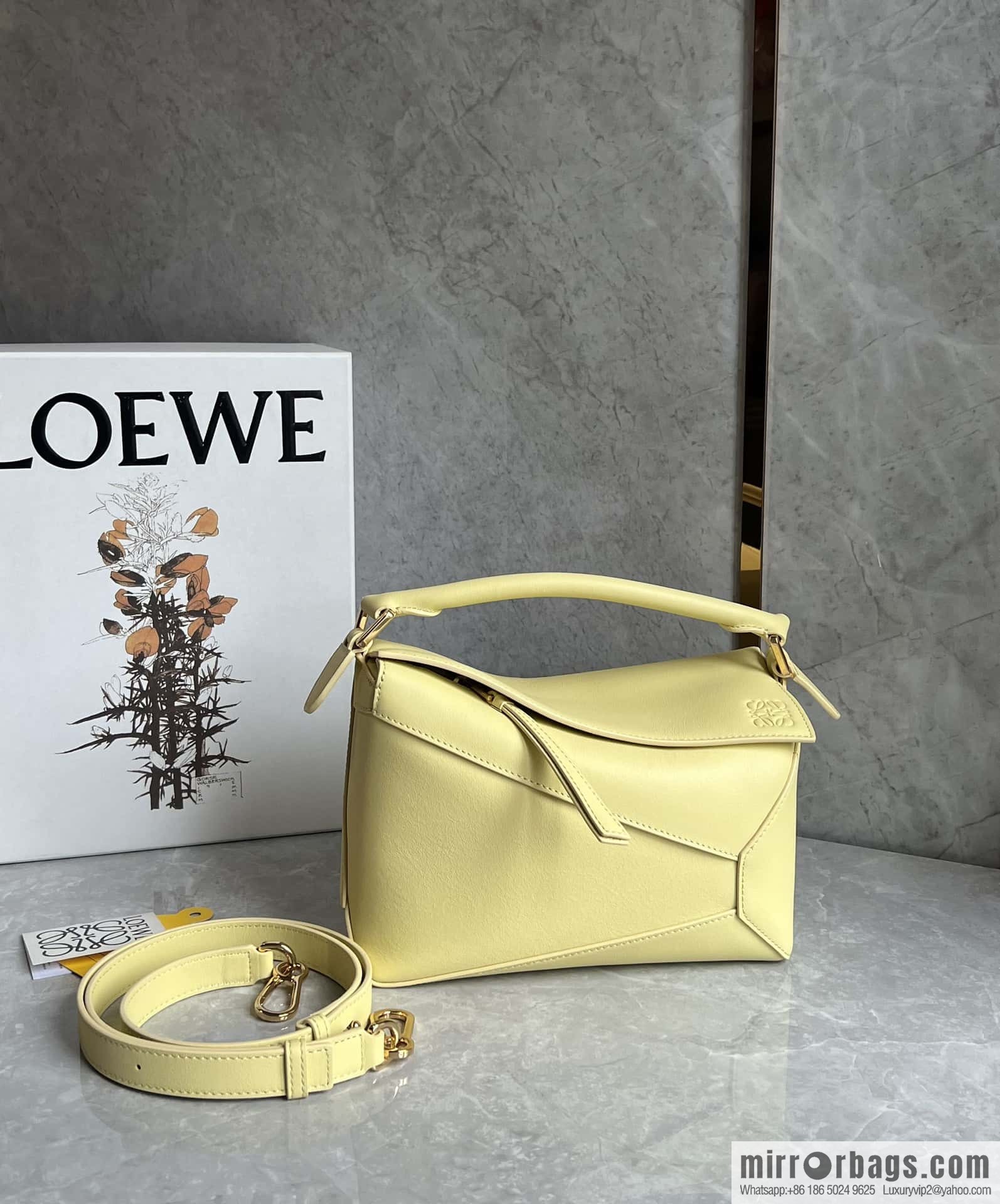 LOEWE new color latest practice puzzle geometric bag 0681 yellow