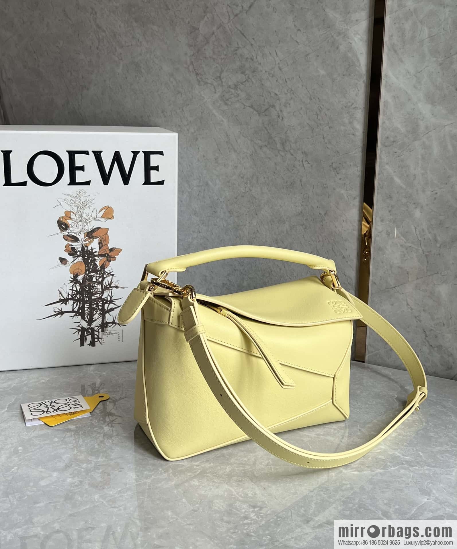 LOEWE new color latest practice puzzle geometric bag 0681 yellow