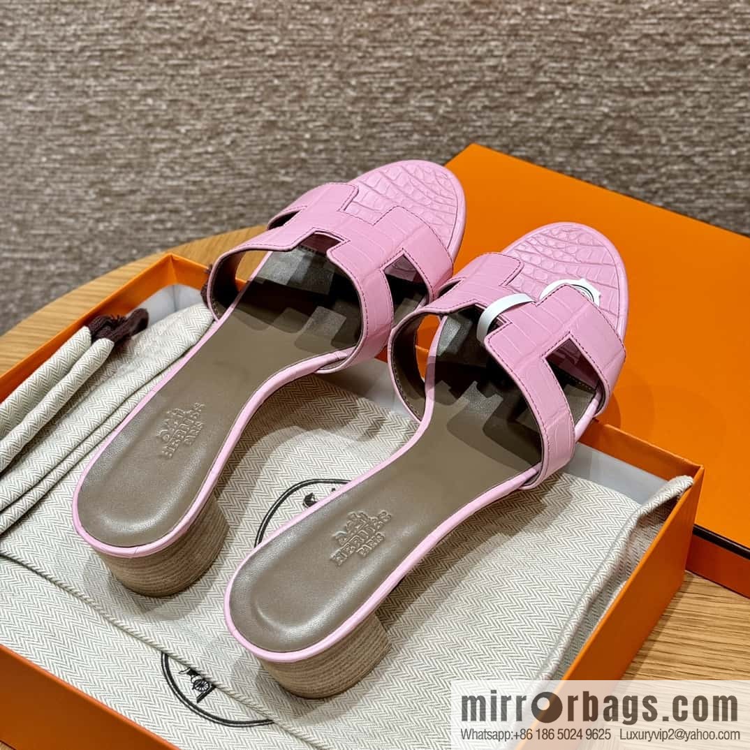 Hermès 185 Oasis high-heeled sandals, cherry blossom powder/5P/pink