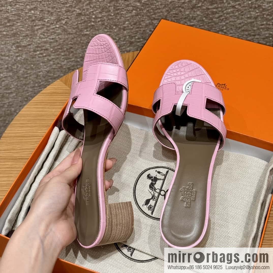 Hermès 185 Oasis high-heeled sandals, cherry blossom powder/5P/pink