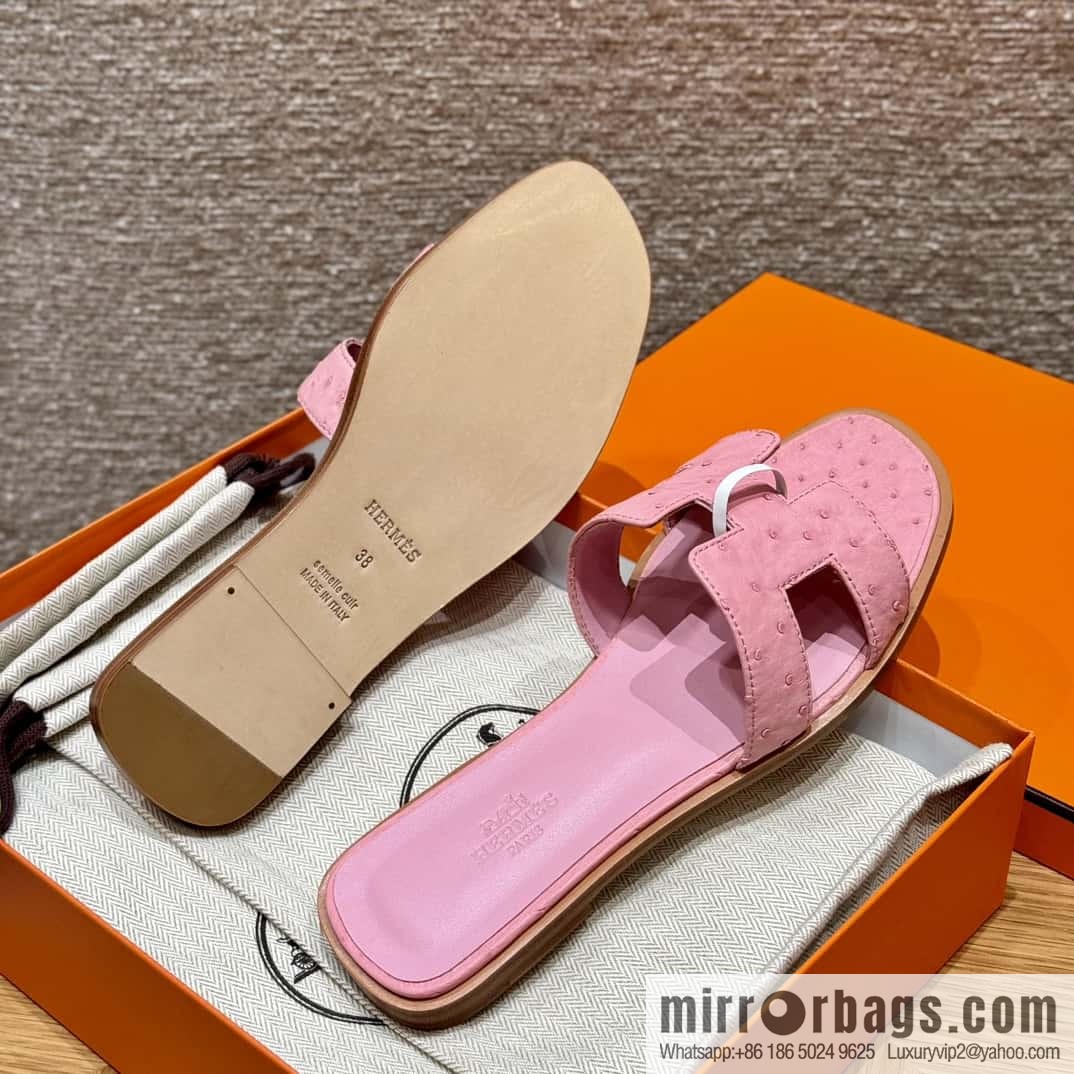 Hermès 181 Oran Sandals, Ceramic Powder/94/Terre Cuite