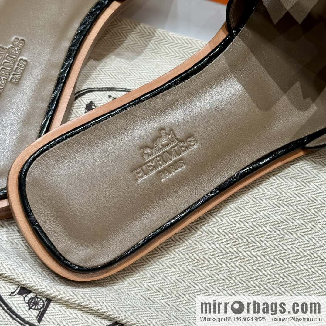 Hermès 181 Oran sandals alligator/crocodile 🐊 black/ck89/noir