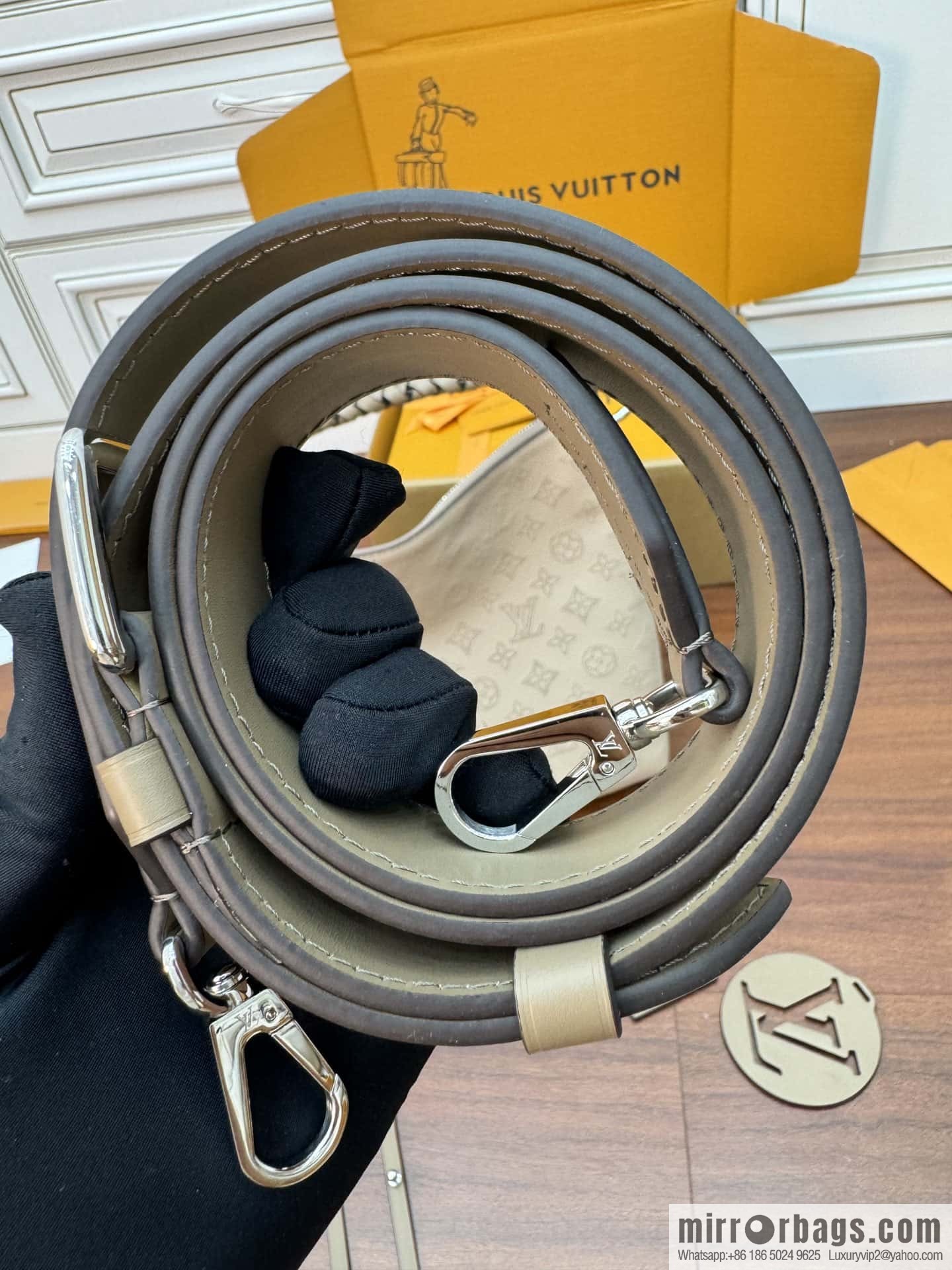 LV M56084 BEAUBOURG HOBO medium handbag