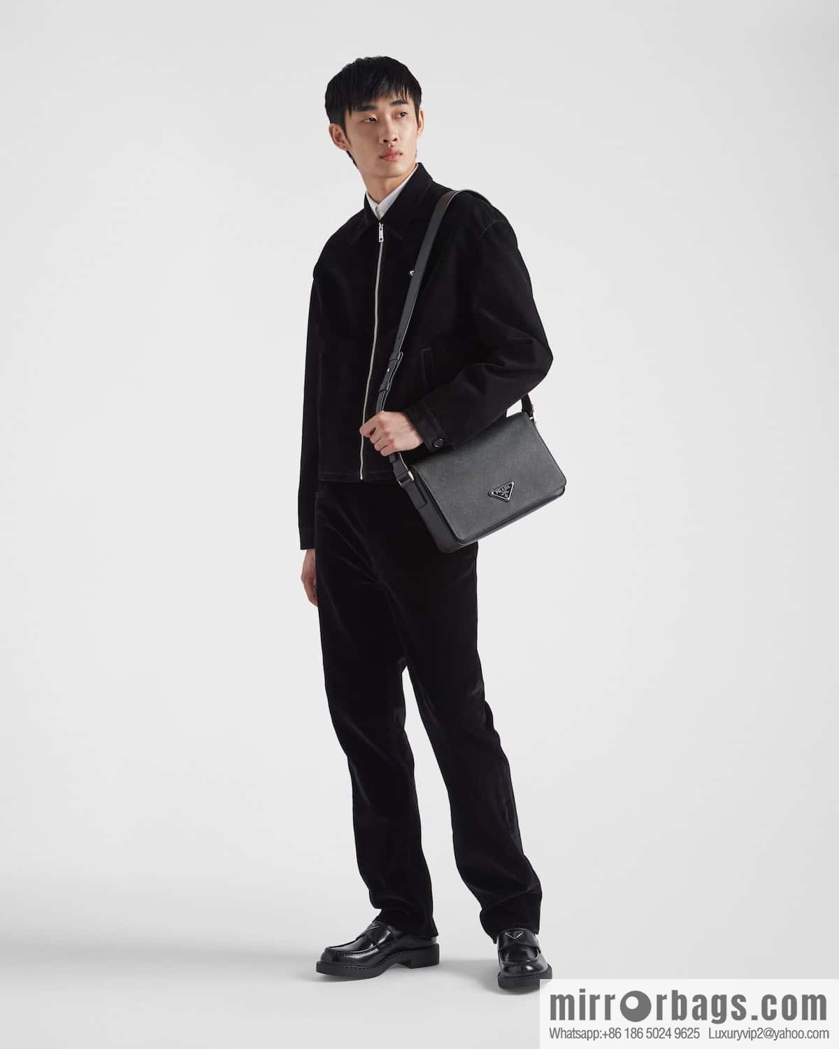 PRADA 🎉 new messenger bag 🎉 2VD049 large