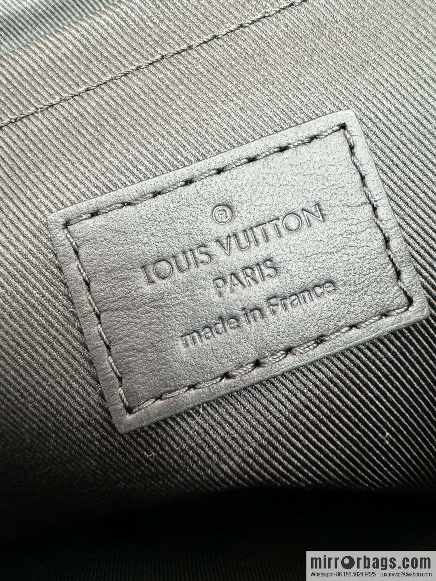 LV M46953 STEAMER small handbag